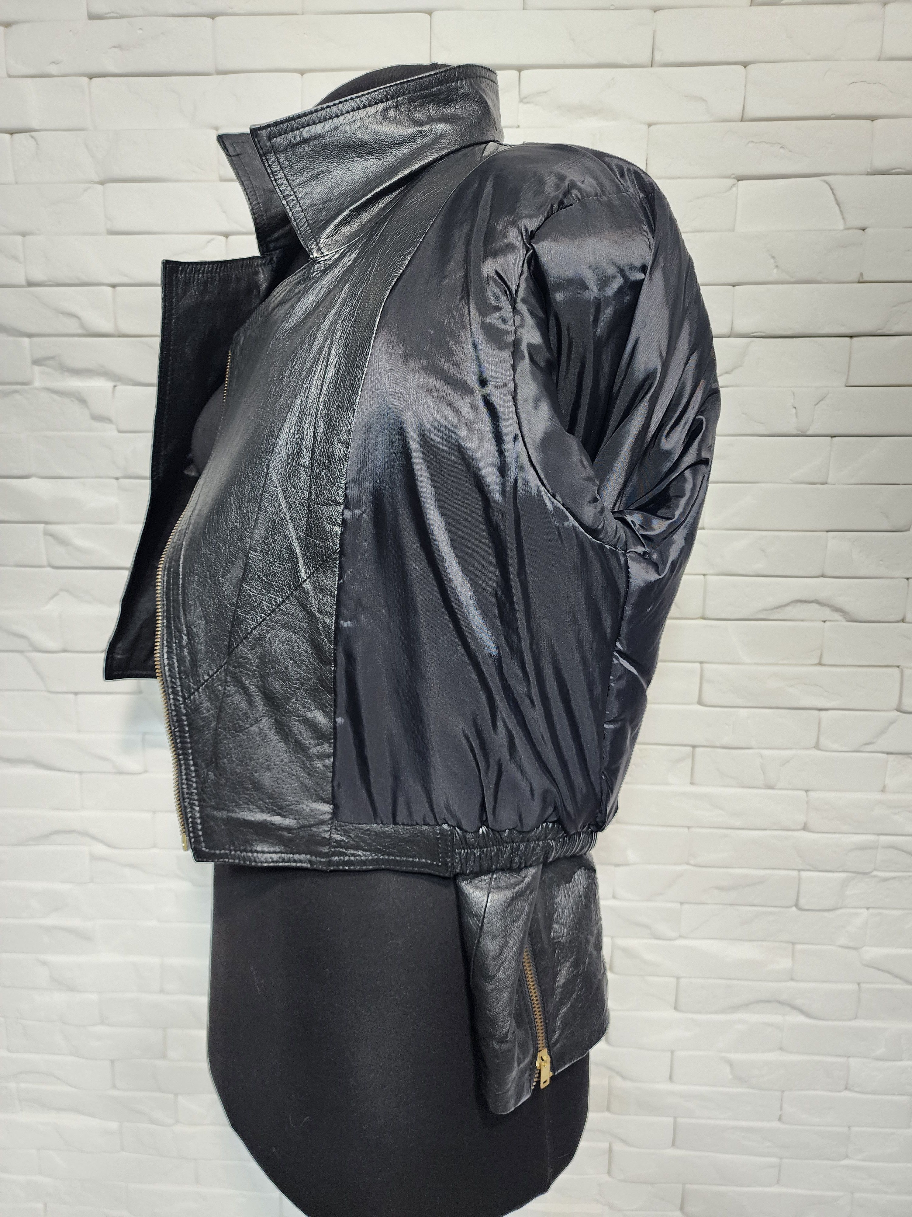 Designer Vintage Black Leather Biker Jacket: Size L / US 10 / IT 46 - 11 Thumbnail