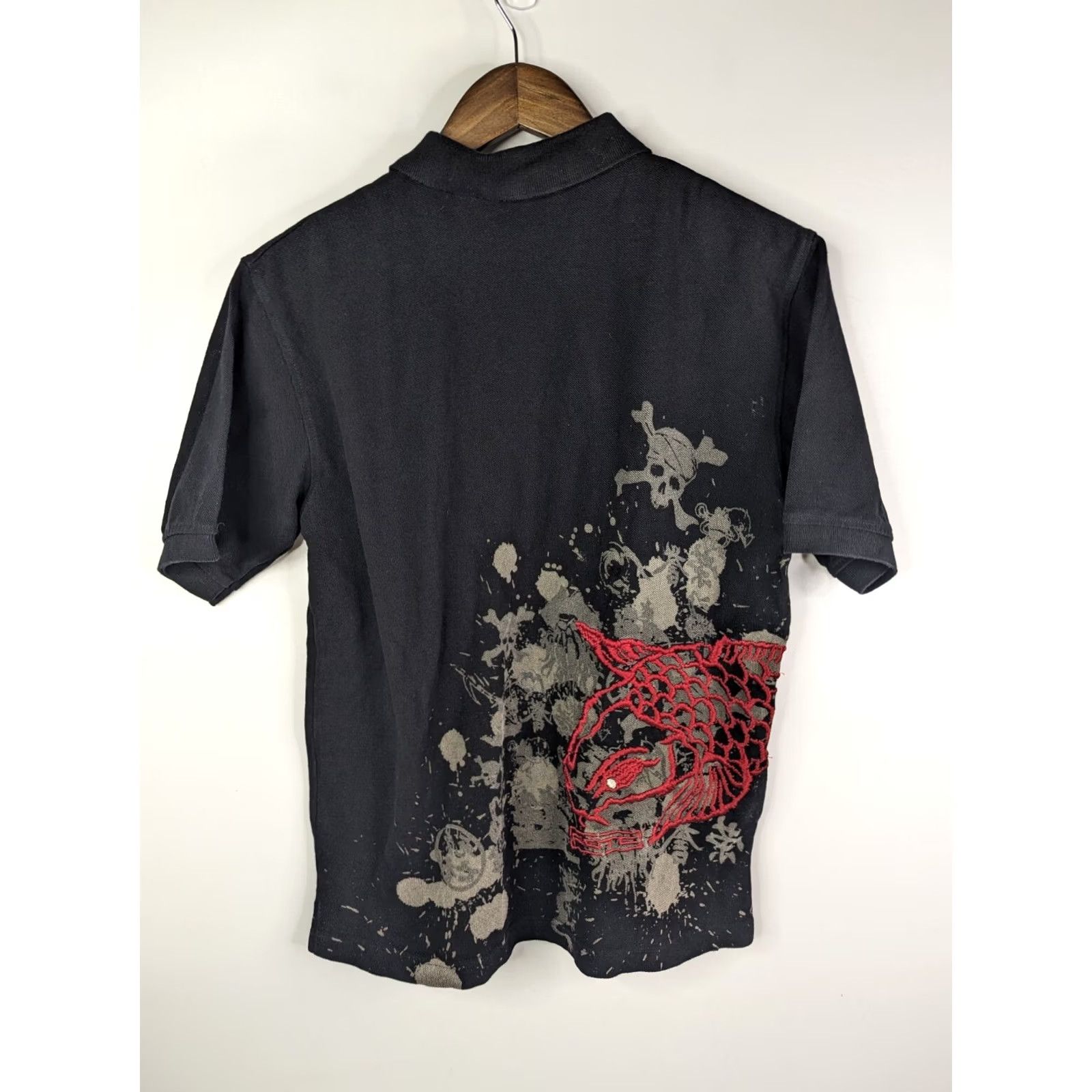 Disney Disney Parks Authentic Polo Black Embroidered Koi Fish Pirates of the Caribbean Polo Men M Short Sleeve Button-Down Collar Cotton Shirt Size US M / EU 48-50 / 2 - 4 Thumbnail