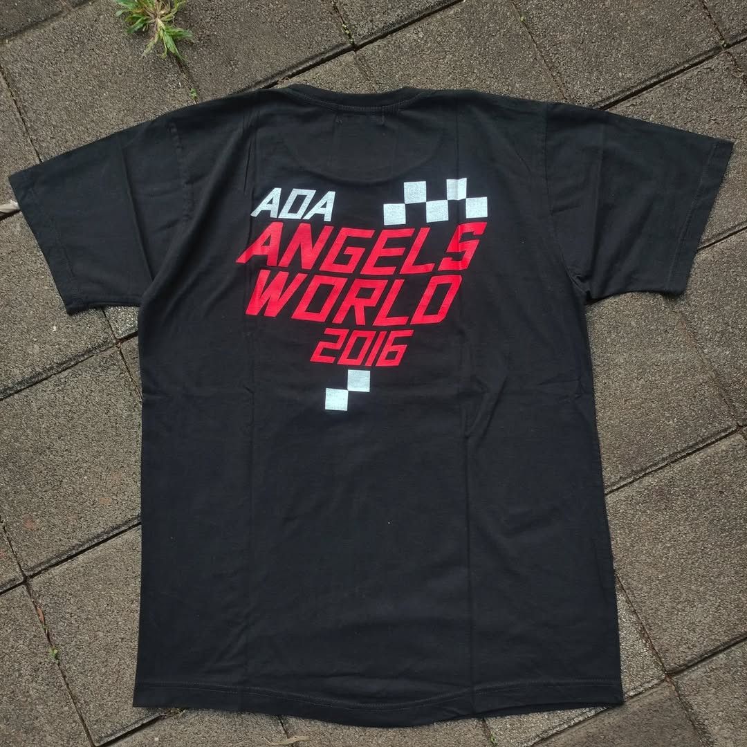 Band Tees AOA KPOP Japan Tour 2016 Tee Size US L / EU 52-54 / 3 - 2 Thumbnail