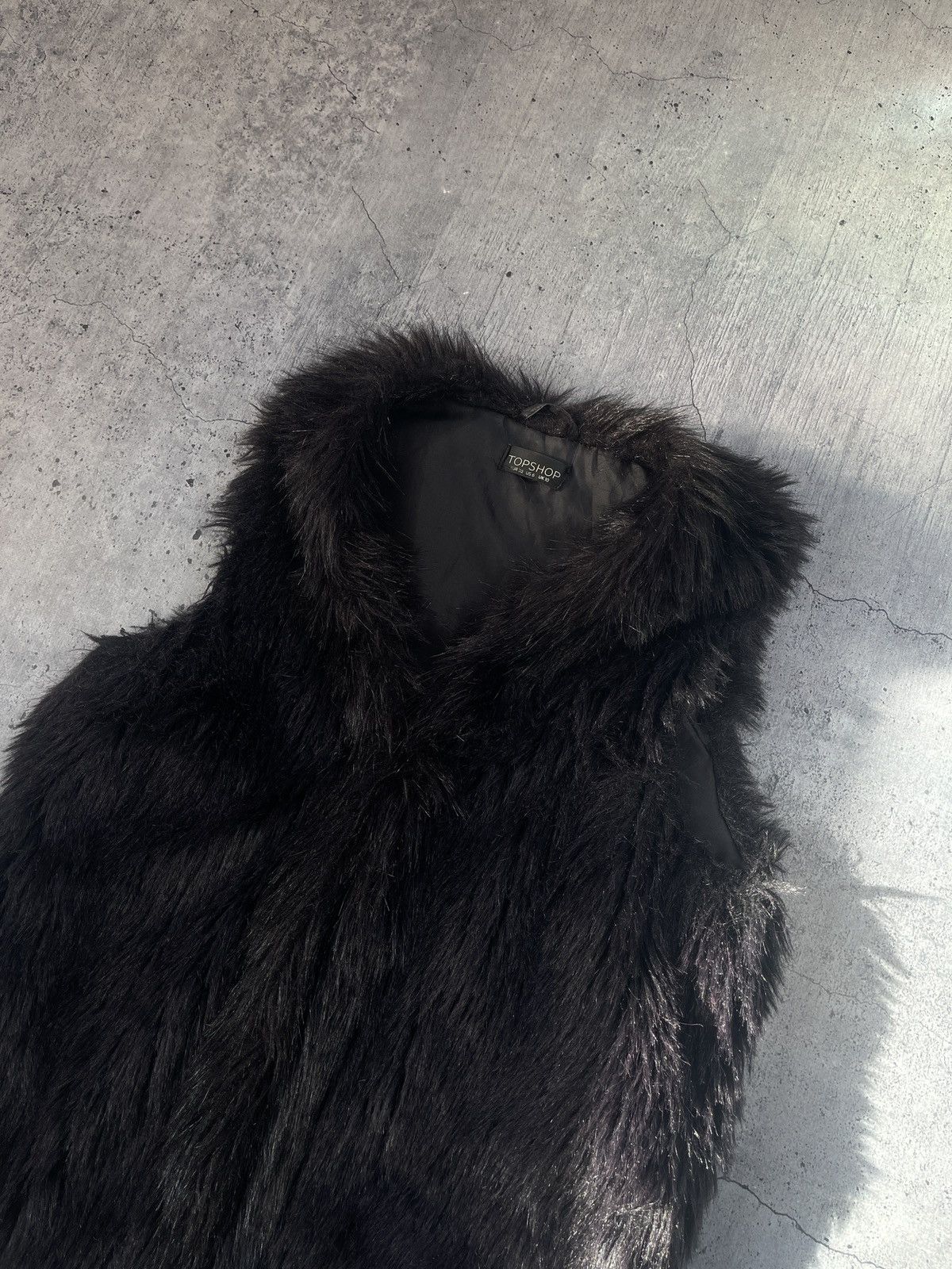 Japanese Brand × Vintage Vintage Y2K Faux Fur vest Japanese streetwear style size XL Size XL / US 12-14 / IT 48-50 - 2 Thumbnail