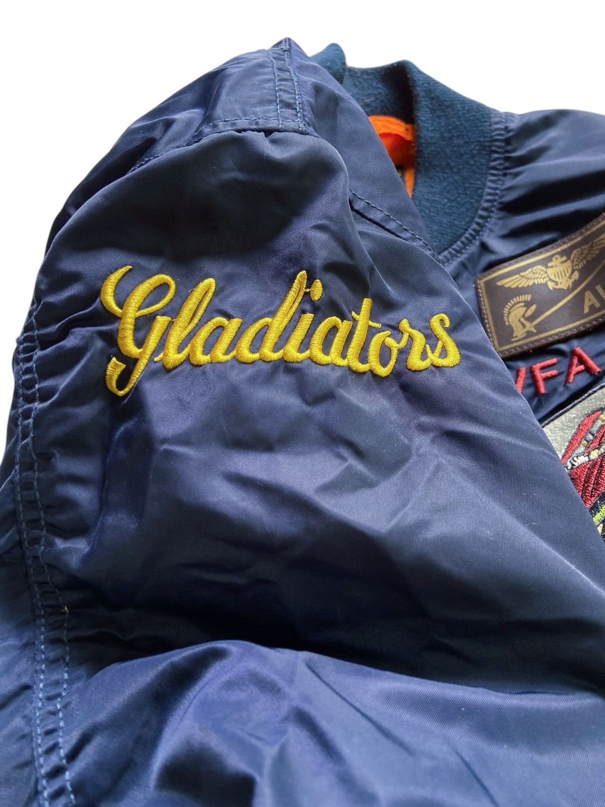 Avirex 90s AVIREX GLADIATORS VFA 106 USN FLIGHT BOMBERS JACKET Size US S / EU 44-46 / 1 - 6 Thumbnail