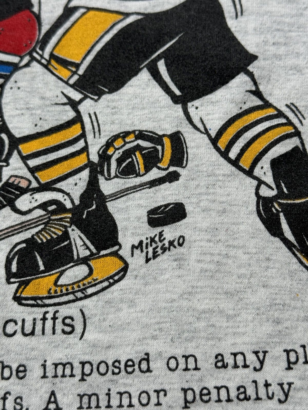NHL × Vintage Vintage 90s Hockey Rules 54 Fisticuffs 1995 NHL T Shirt Size US XL / EU 56 / 4 - 4 Thumbnail