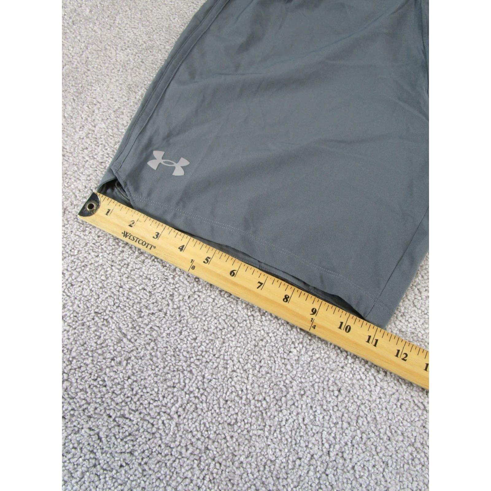 Under Armour VINTAGE Under Armour Women's Shorts Medium Gray Athletic Lightweight Fitted Gym Running Activewear Size 32" / US 10 / IT 46 - 5 Thumbnail