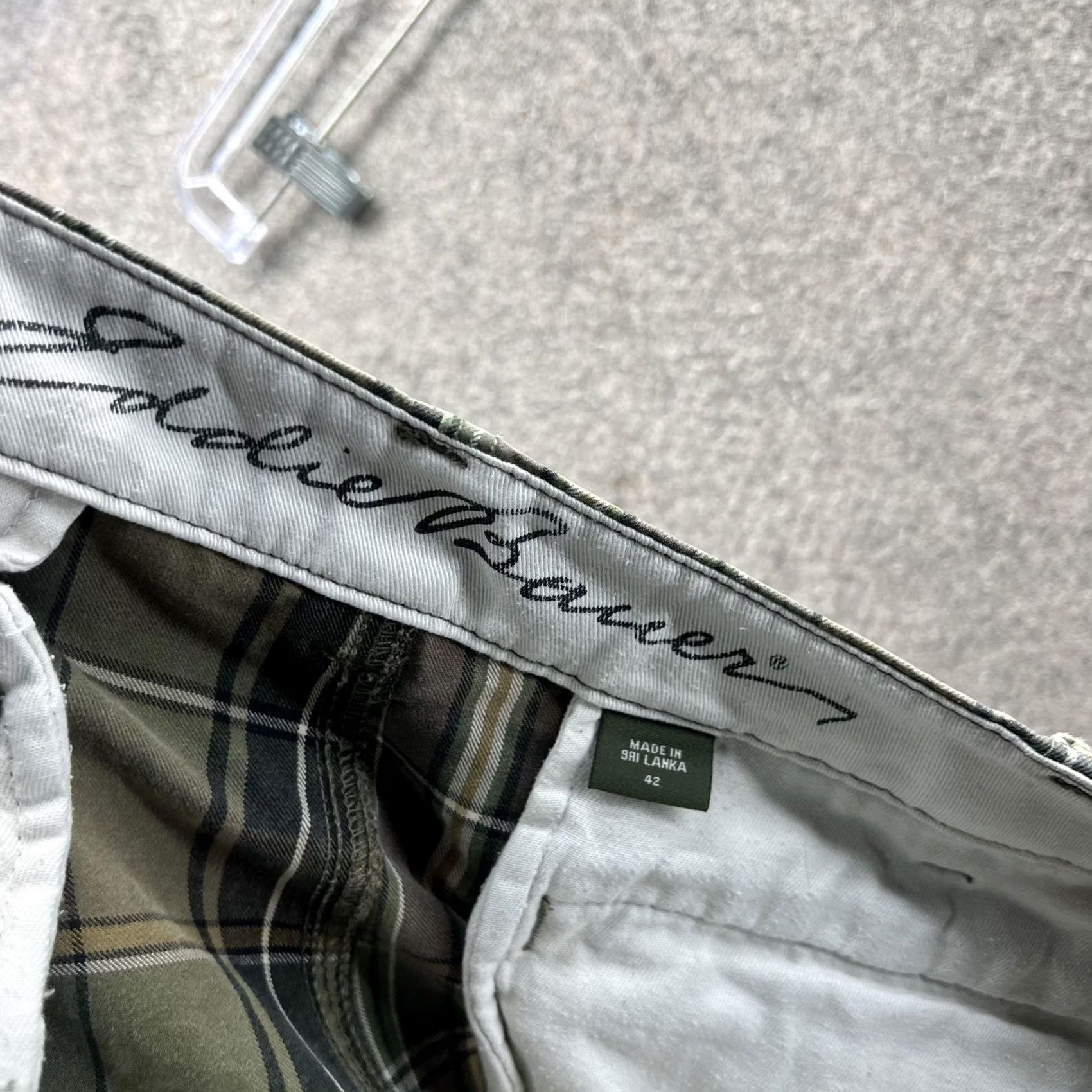 Eddie Bauer Eddie Bauer Cargo Shorts Mens 42 Green Plaid Cotton 11 Inseam Casual Pockets Size US 42 / EU 58 - 3 Thumbnail