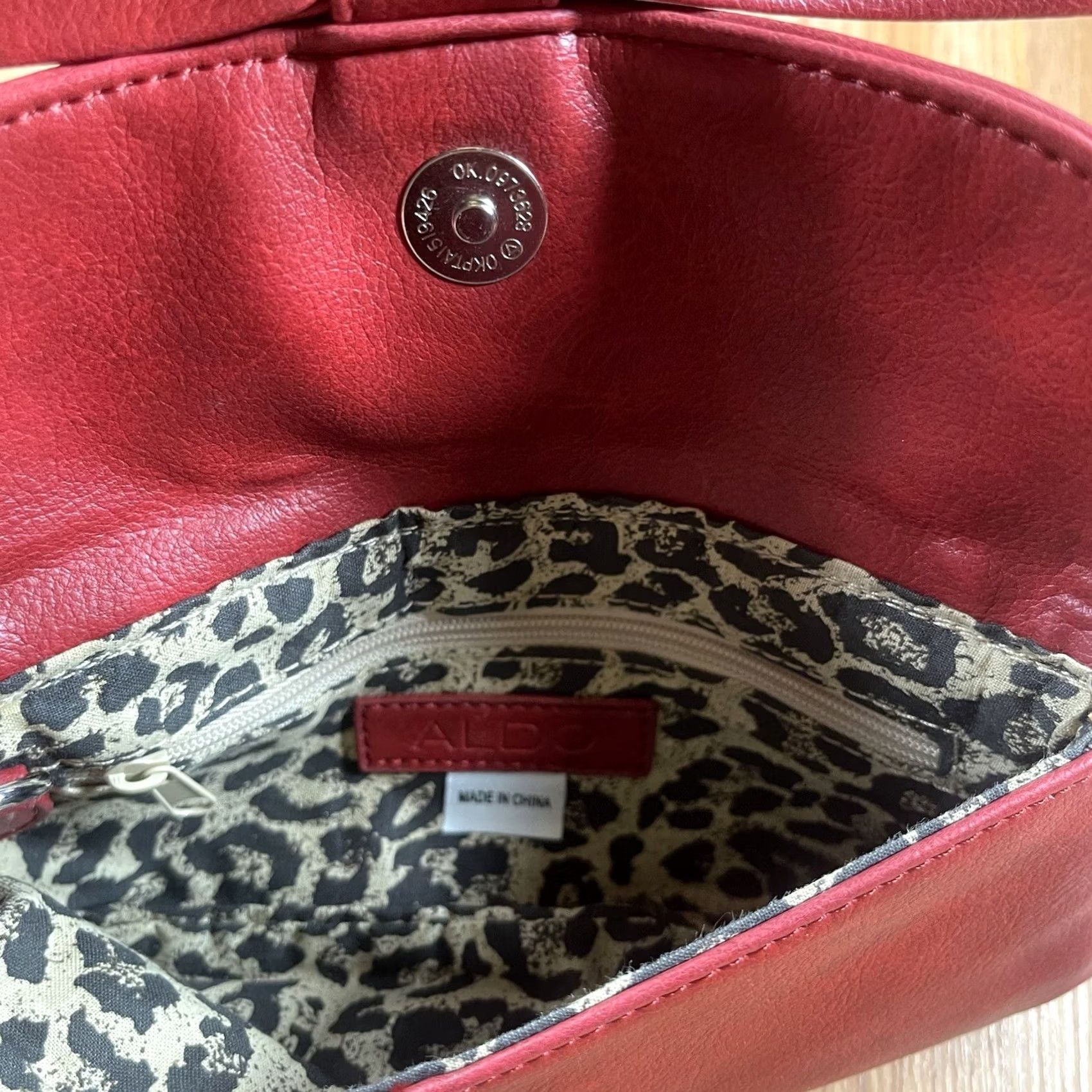Aldo Aldo Burgundy Leather Credit Card Pouch Hand Purse Wallet Bow Pouch Wallet Women Designer 8 x 4 in Size ONE SIZE - 6 Thumbnail