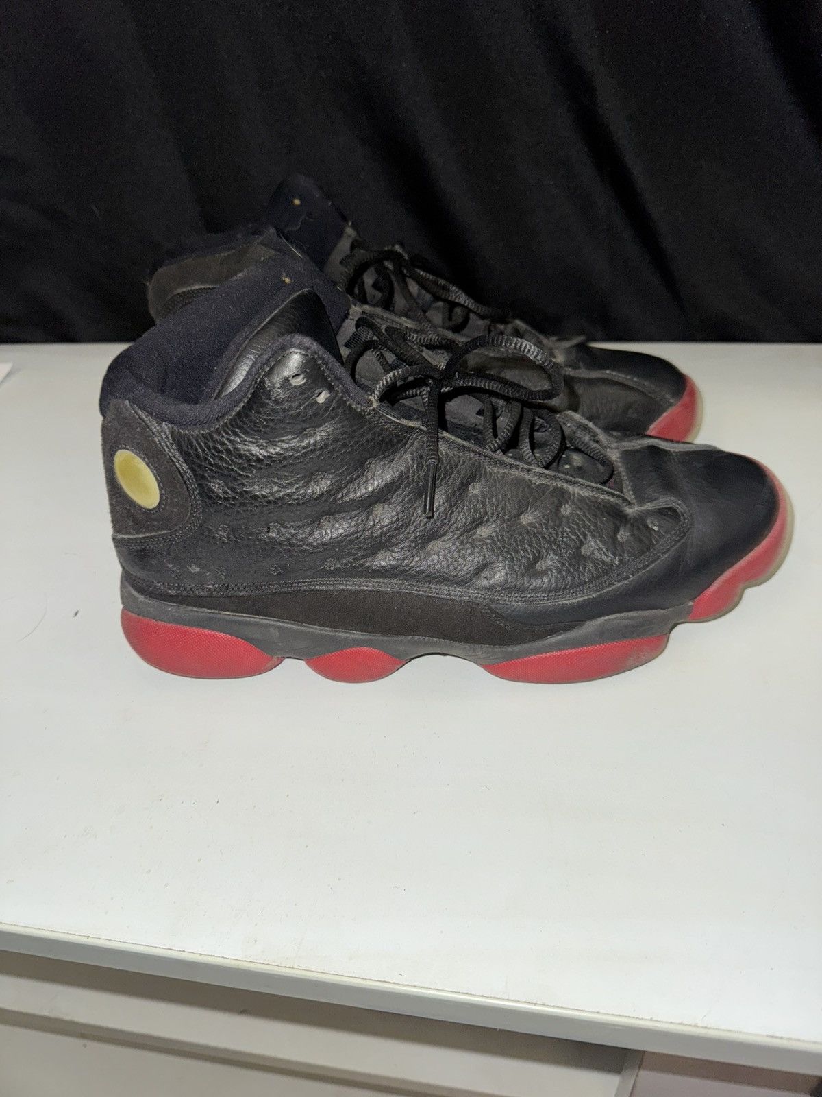Jordan Brand Jordan 13 “Dirty Bred” Used Black/Red Size US 11 / EU 44 - 3 Thumbnail
