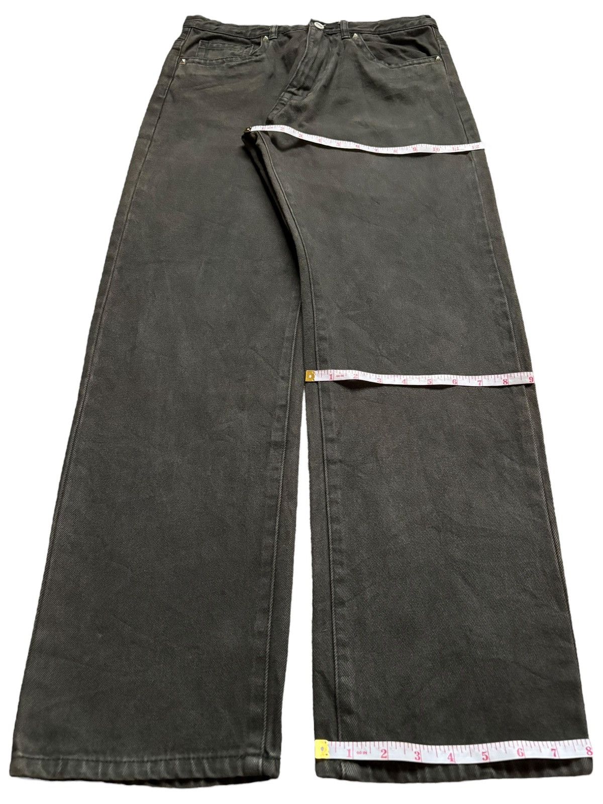 Japanese Brand Vintage Japanese Brand Studded Buckle Back Loose Jeans Size US 31 - 16 Thumbnail