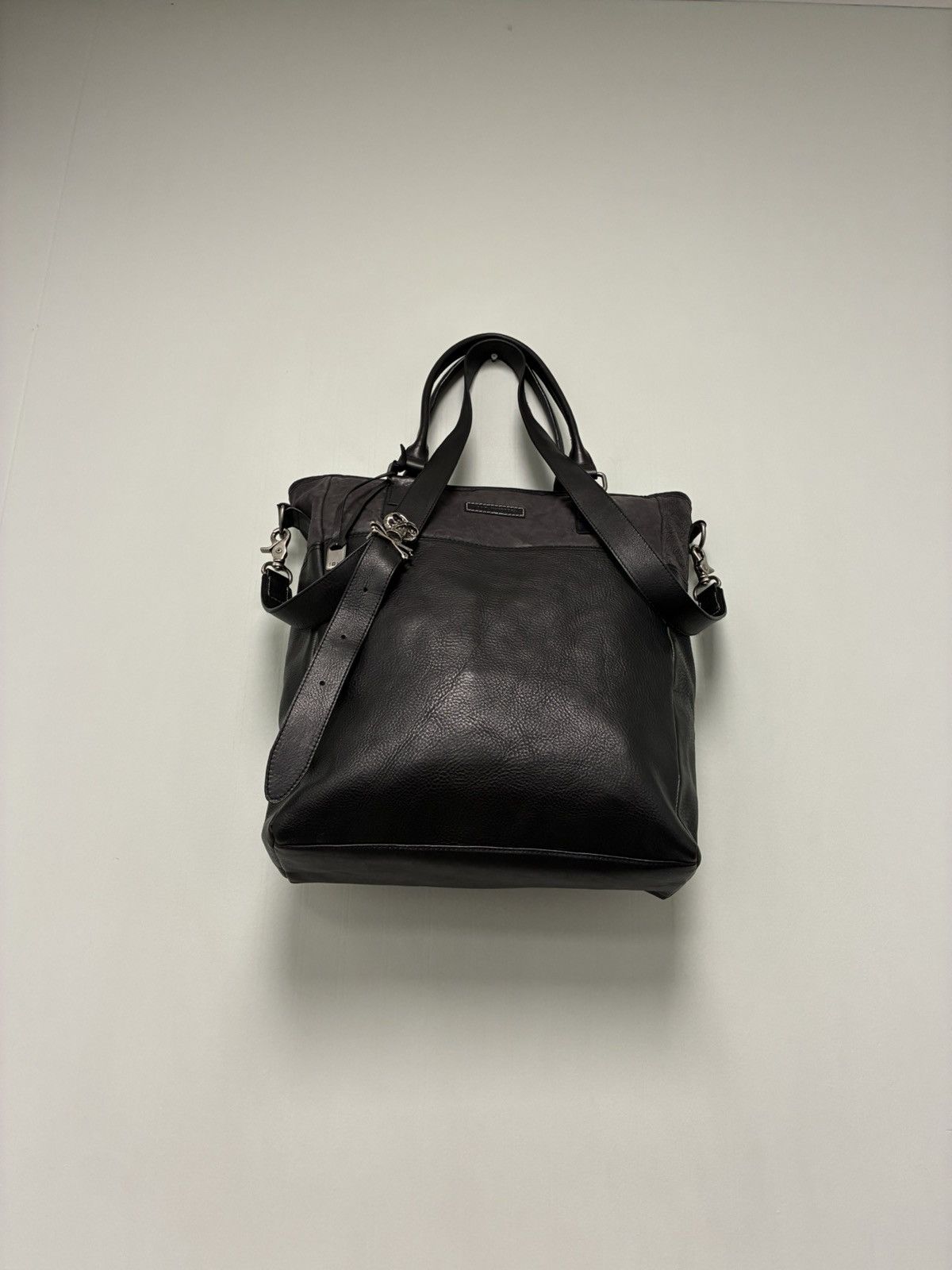 John Varvatos Skull Buckle Leather Bag W Strap. Size ONE SIZE - 11 Thumbnail