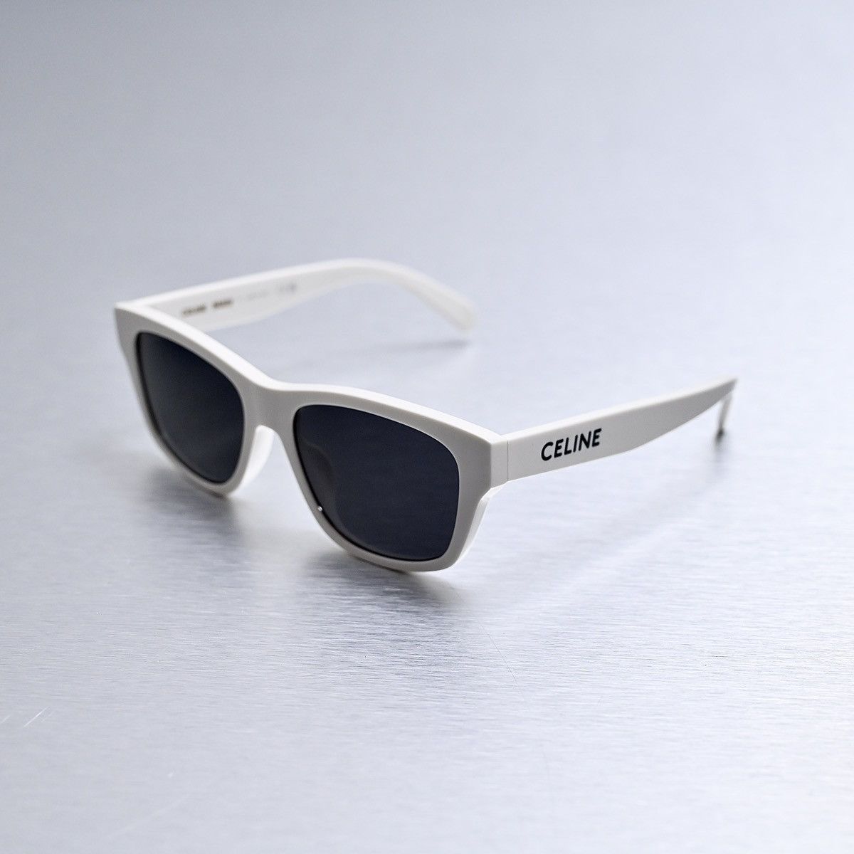 Celine CELINE CL40249U 25A SUNGLASSES Size ONE SIZE - 1 Thumbnail