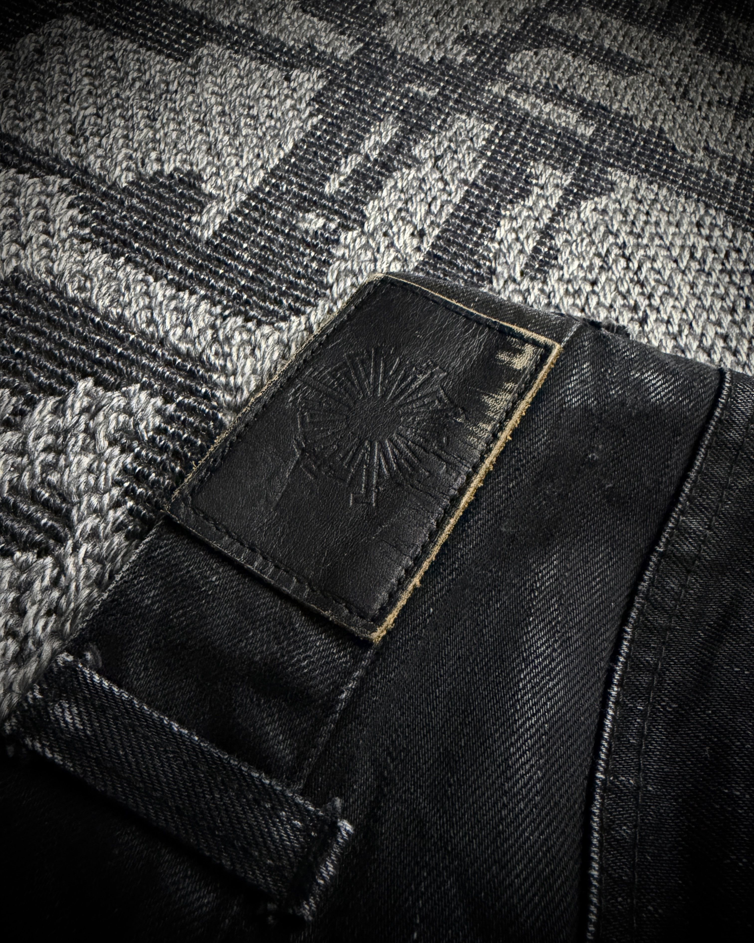 Tornado Mart Tornado Mart Black Leopard Coated Fade Flared Denim Size US 33 - 10 Thumbnail