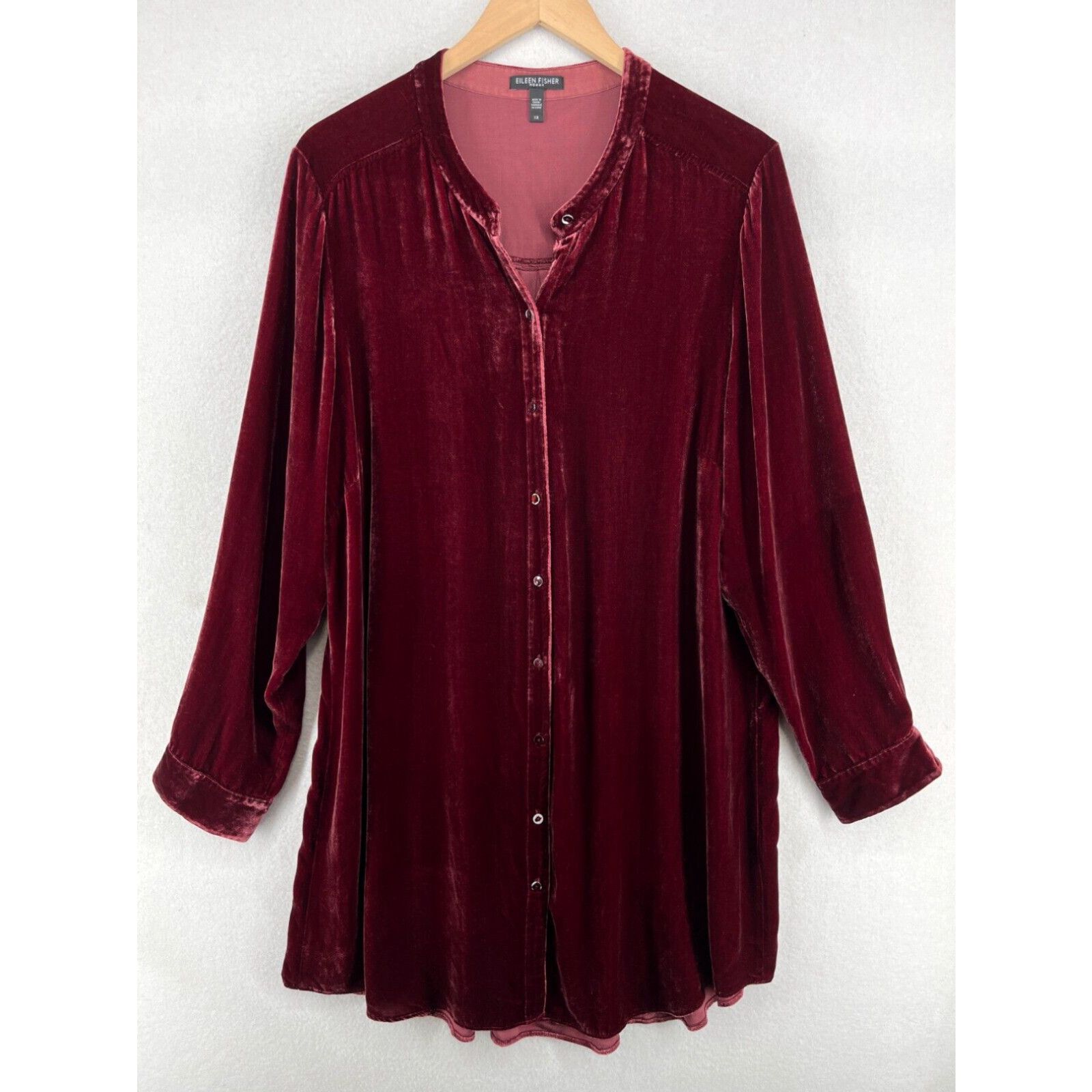 image of Eileen Fisher Top 1X Plus Velvet Tunic Rayon Silk Button Front Long Sleeve Red in White, Women's (S