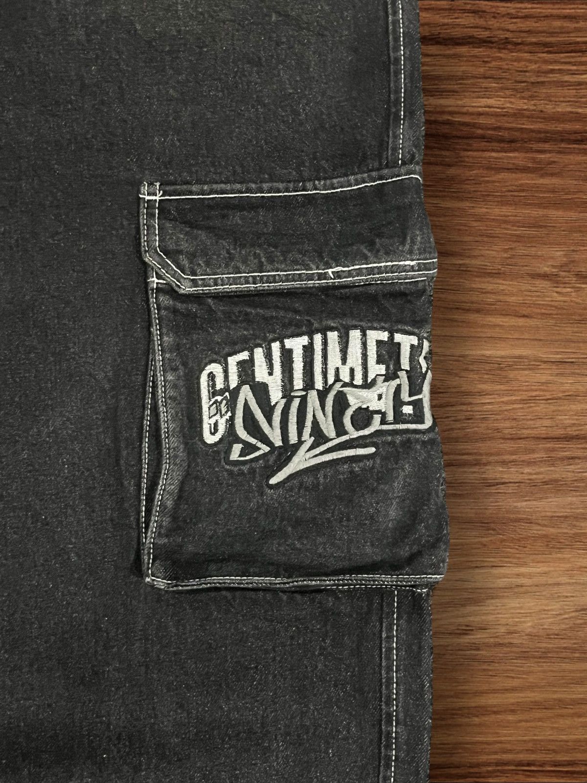 Hypebeast ⚡️High Waist⚡️Y2K Hip Hop Style Embroidered Slogan Baggy Jeans Size US 32 / EU 48 - 13 Thumbnail