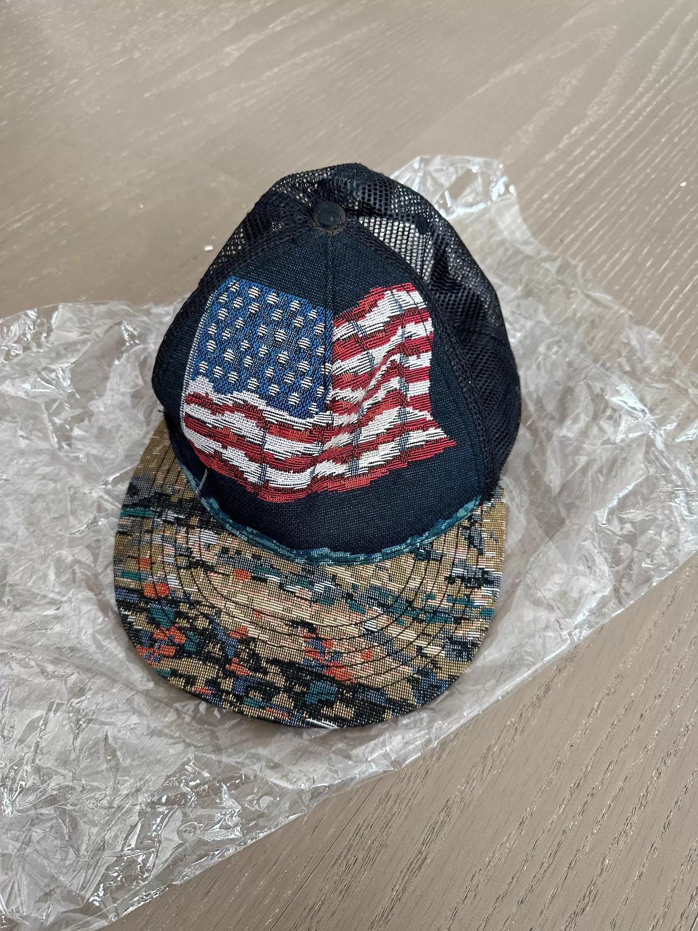 Saint Laurent Paris American Flag Embroidered Mesh Trucker Hat Size ONE SIZE - 1 Thumbnail