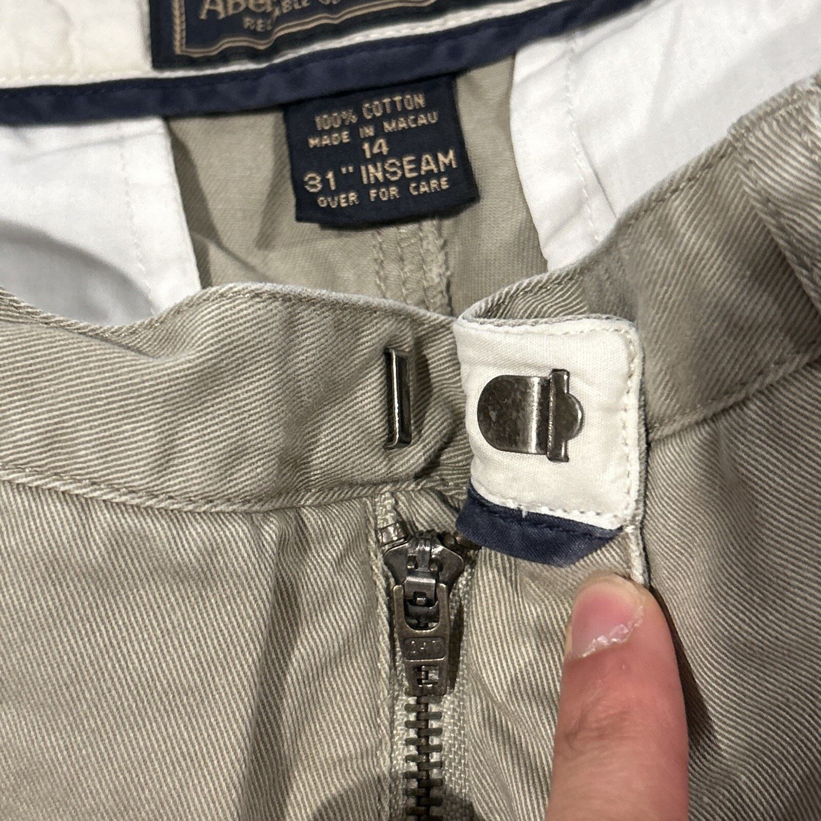 Abercrombie & Fitch Beyond Baggy Pants Womens 14 35x29 Loose Abercrombie Fitch Size 36" / US 14 / IT 50 - 5 Thumbnail