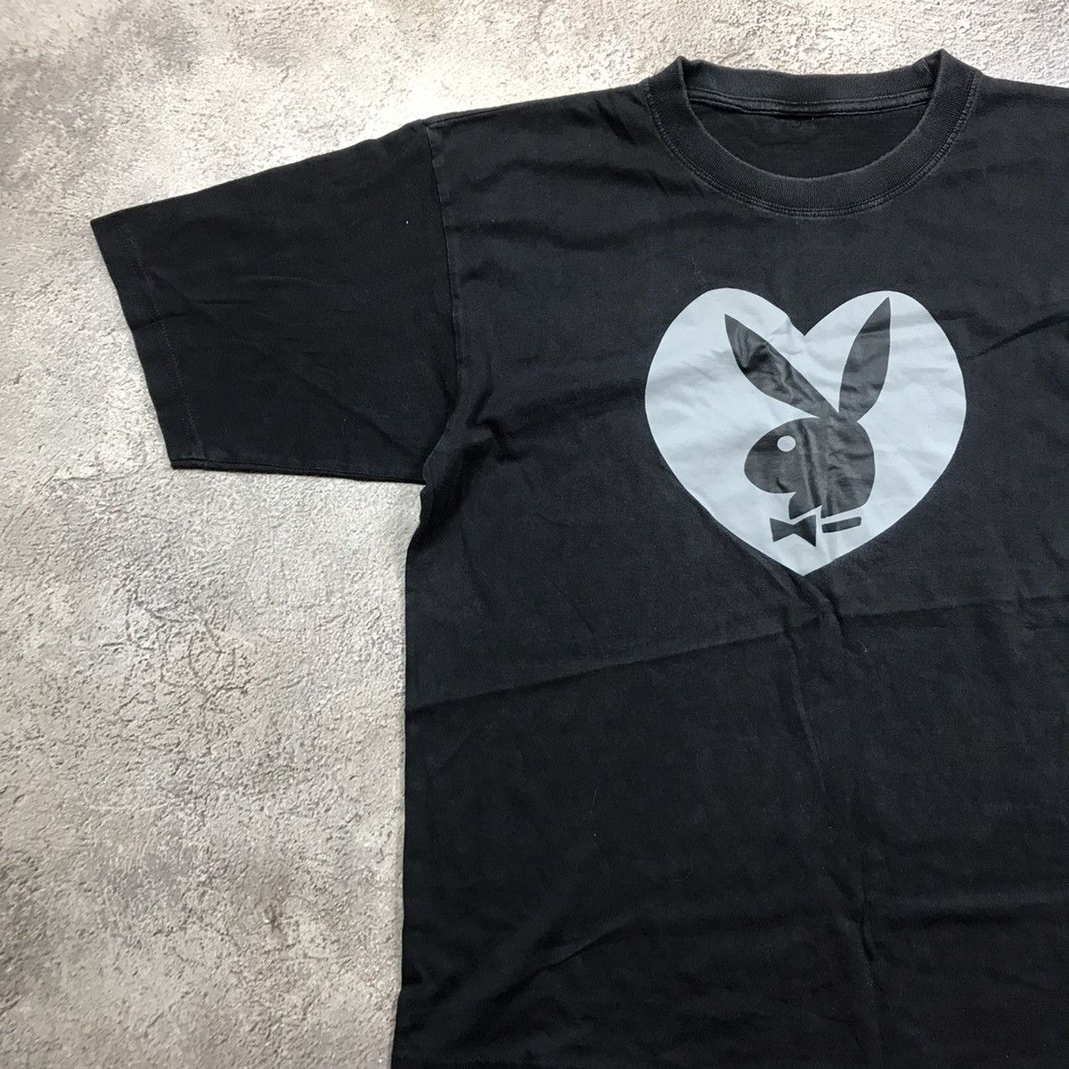 Vintage Vintage Playboy Heart Logo Graphic Tee Y2K Streetwear XL Size US XL / EU 56 / 4 - 2 Thumbnail