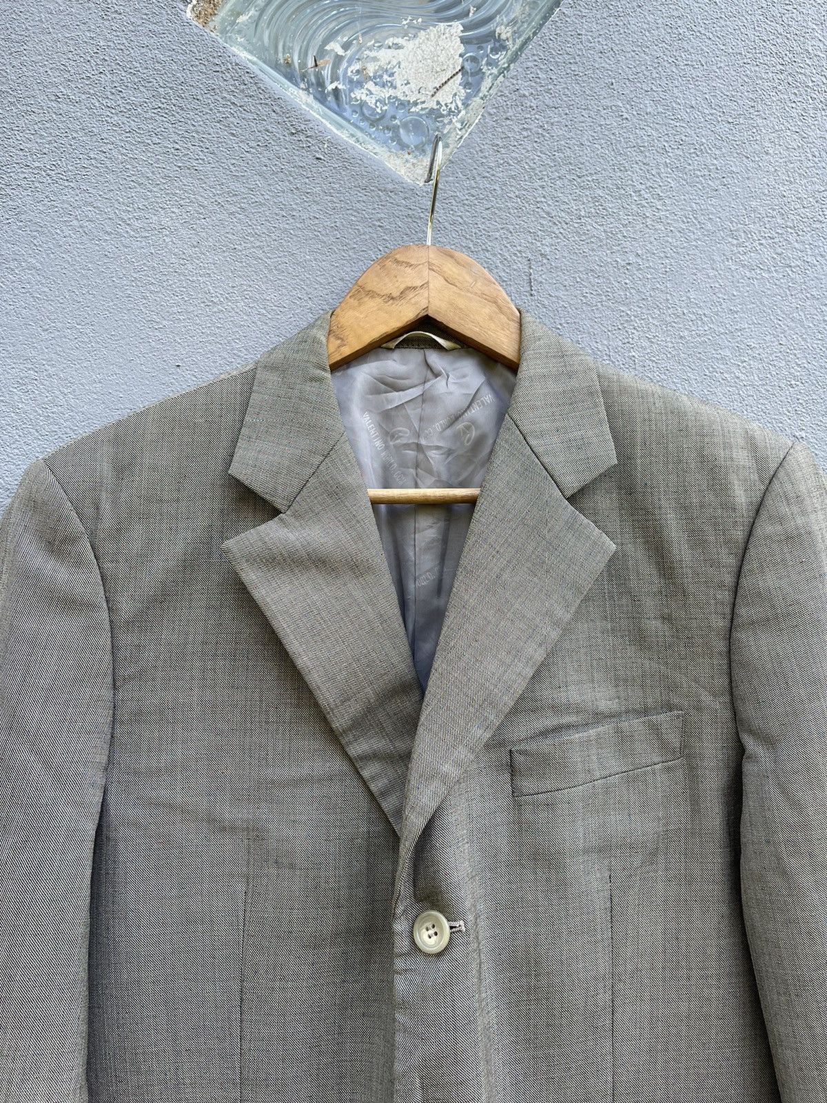 Designer Vintage Valentino World Blazer - Size 46 - Gray Herringbone Size 38L - 2 Thumbnail
