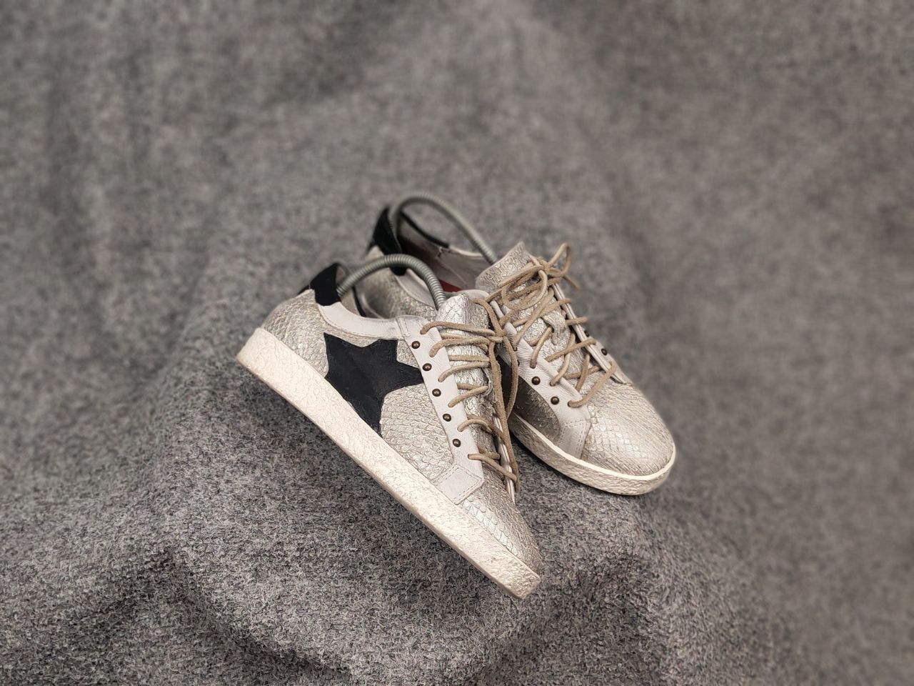 A.S.98 A.S.98 Airstep Design Silver Leather Low Top Lace Sneakers Size US 9 / IT 39 - 19 Thumbnail