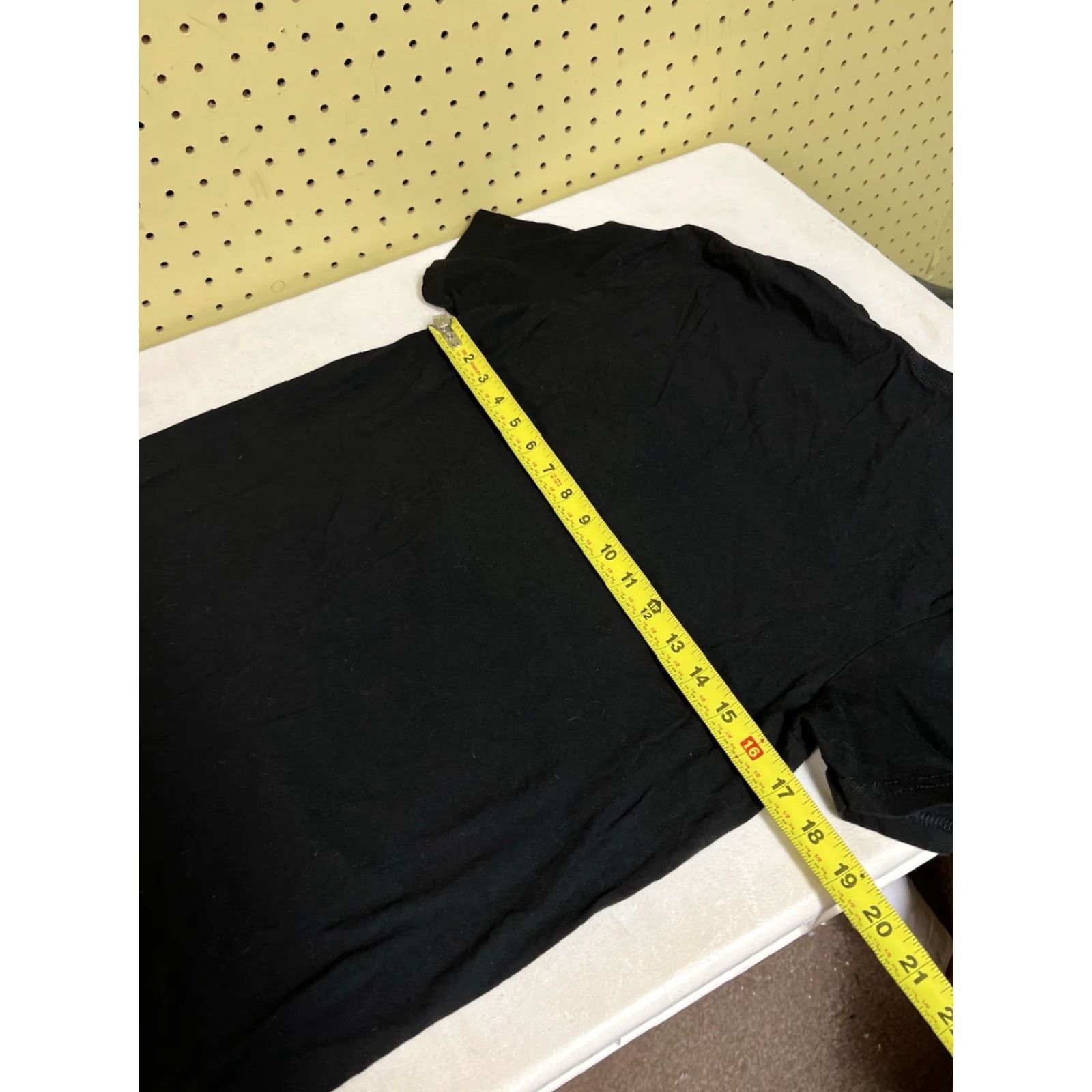 Vintage District T-Shirt Men's M Graphic Print Skull Art Black Cotton Crew Neck Short Sleeve Vintage? No Size US M / EU 48-50 / 2 - 5 Thumbnail