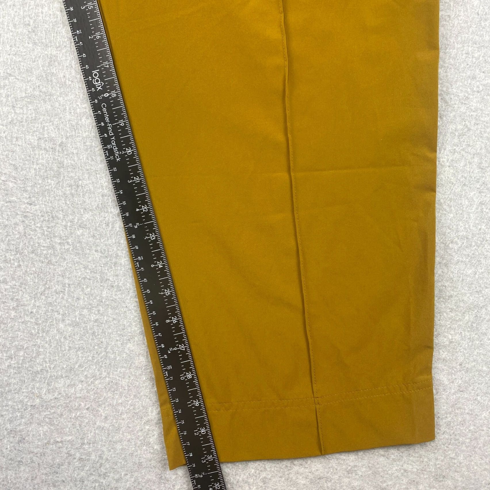 Athleta VINTAGE? No — not vintage. Athleta Vienna Cargo Pants Womens 22 Gold Elastic Waist Pull On Snap Pockets Size 40" / US 18 - 7 Thumbnail
