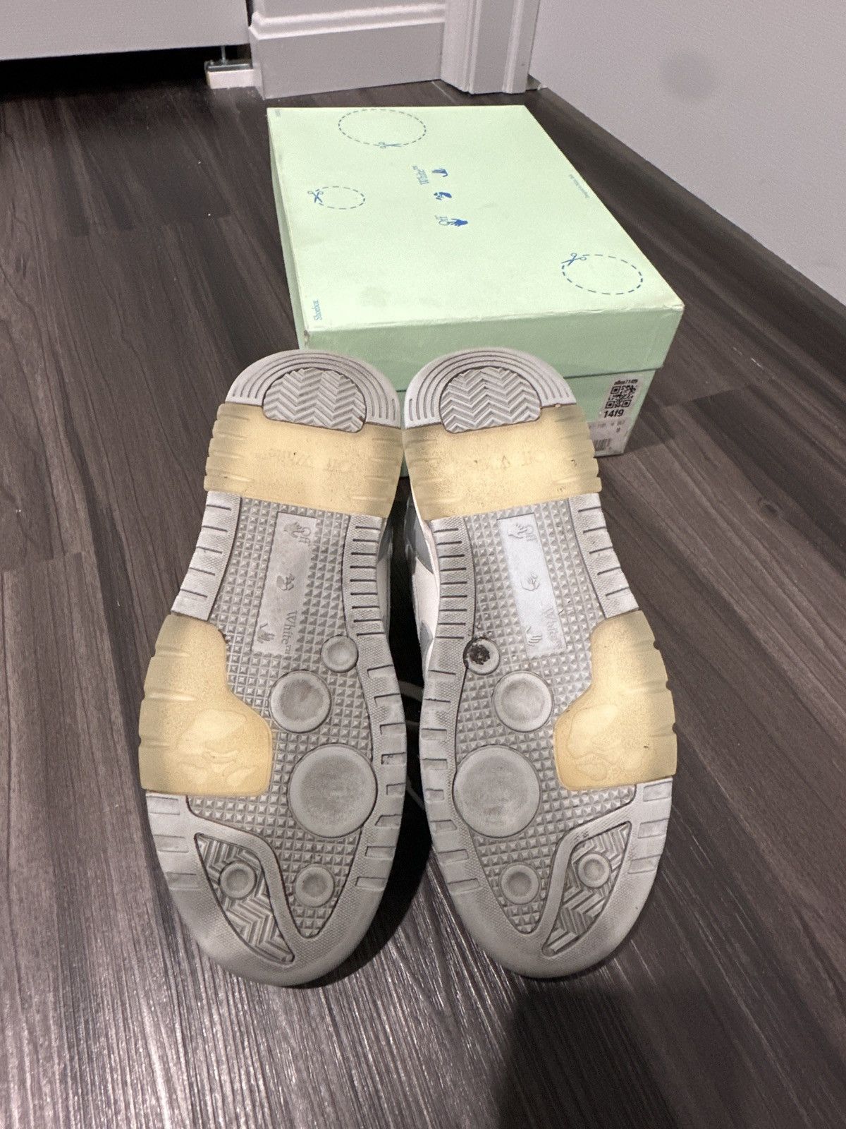 Off-White Off-White Out of Office Sneakers Size US 6.5 / EU 39-40 - 5 Thumbnail