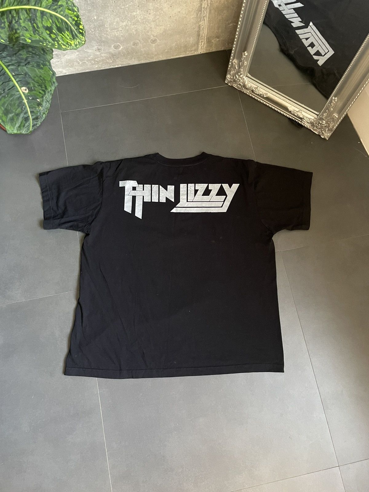 Band Tees × Vintage THIN LIZZY Vintage Tee Rock Metal Band 90’s Rare Punk Y2k Size US XL / EU 56 / 4 - 4 Thumbnail