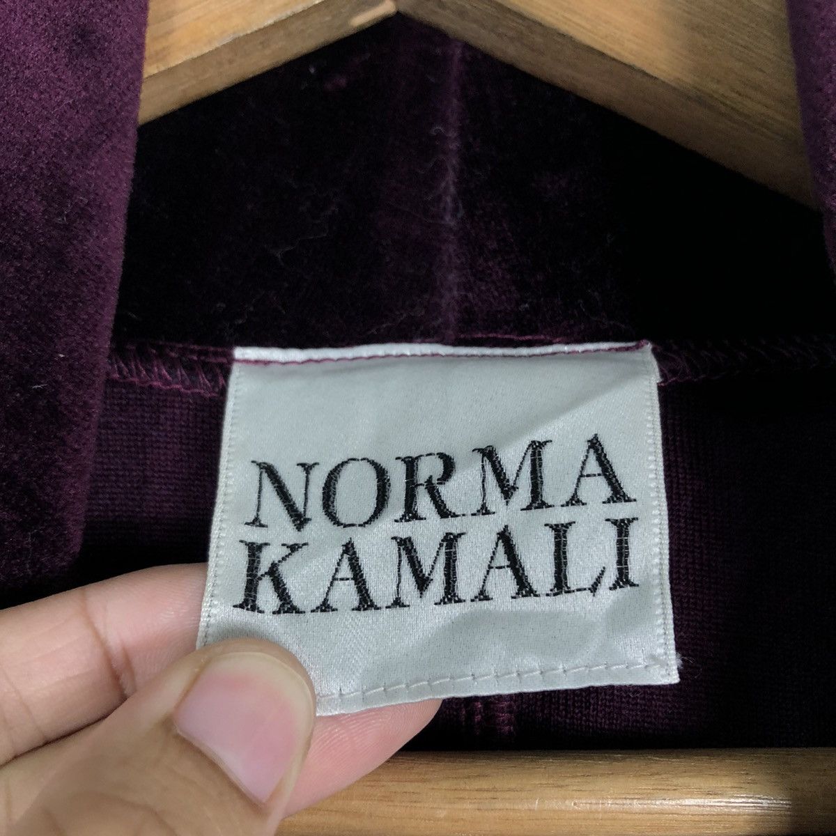 Vintage 🔥Velvet Long Sleeve Turtle Neck Norma Kamali Size M / US 6-8 / IT 42-44 - 12 Thumbnail