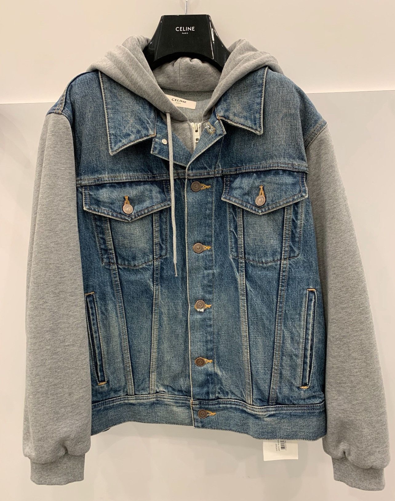 Celine 💥$2.1K VALUE💥Trucker Jacket in Union Wash Denim Size US L / EU 52-54 / 3 - 2 Thumbnail