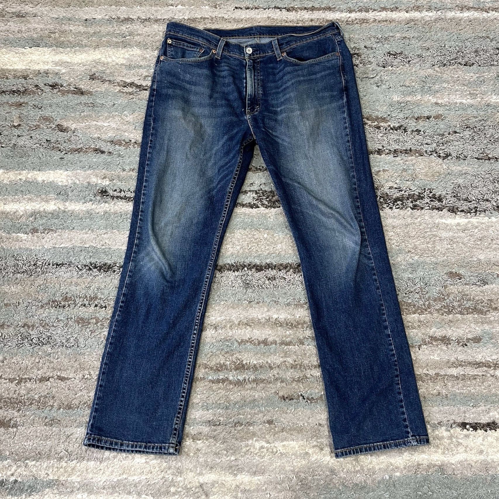 Levi's Levi's 514 Jeans Mens 38x32 Blue Denim Straight Regular 5-Pocket Medium Wash Size US 38 / EU 54 - 2 Thumbnail