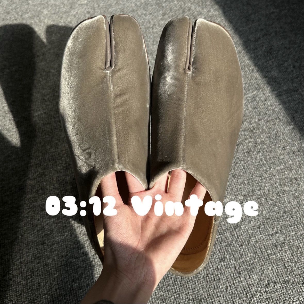 Maison Margiela Margiela Velvet Tabi Size US 7 / EU 40 - 2 Thumbnail