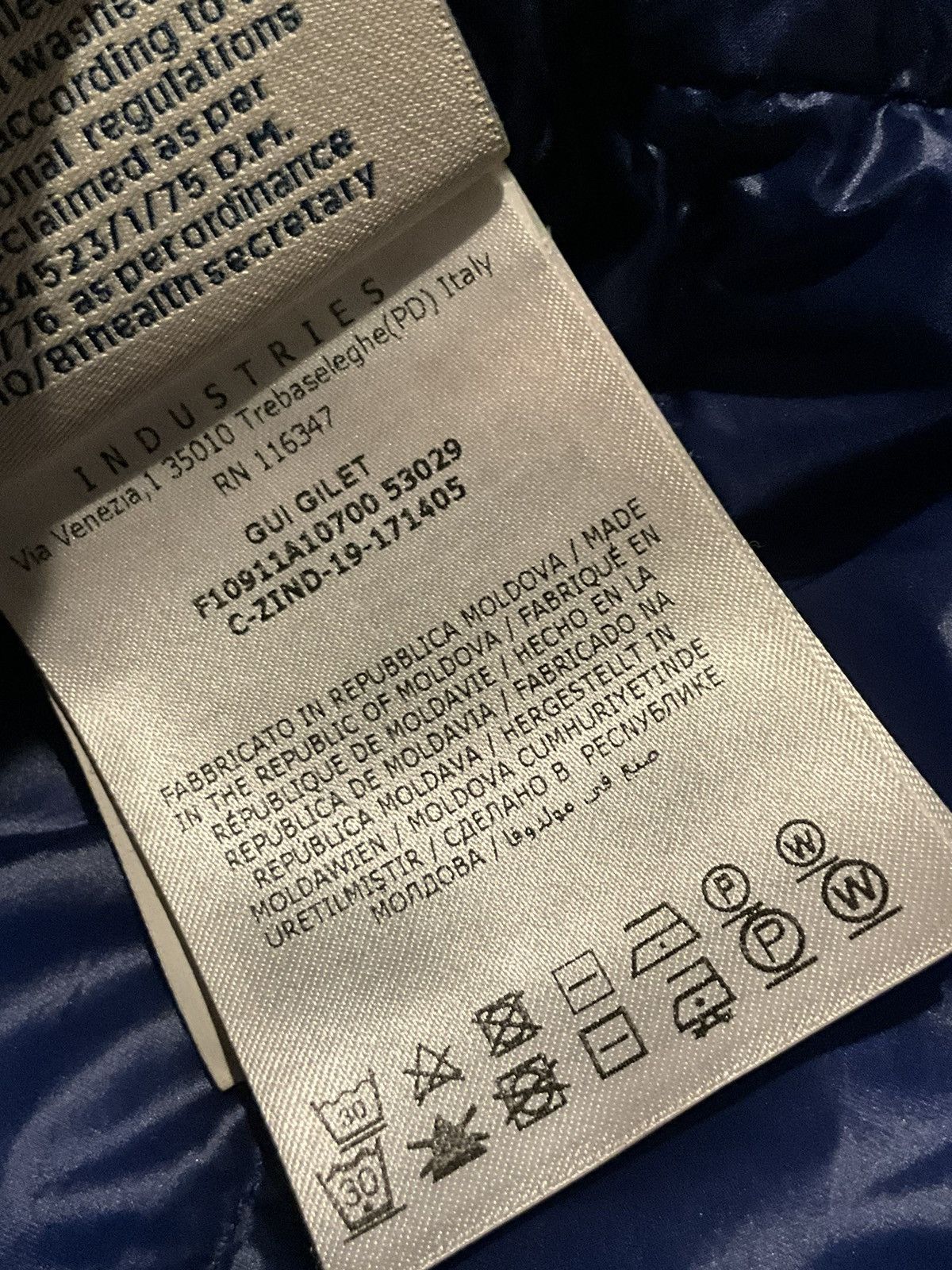 Moncler Moncler vest pre owned large blue Size US L / EU 52-54 / 3 - 12 Thumbnail