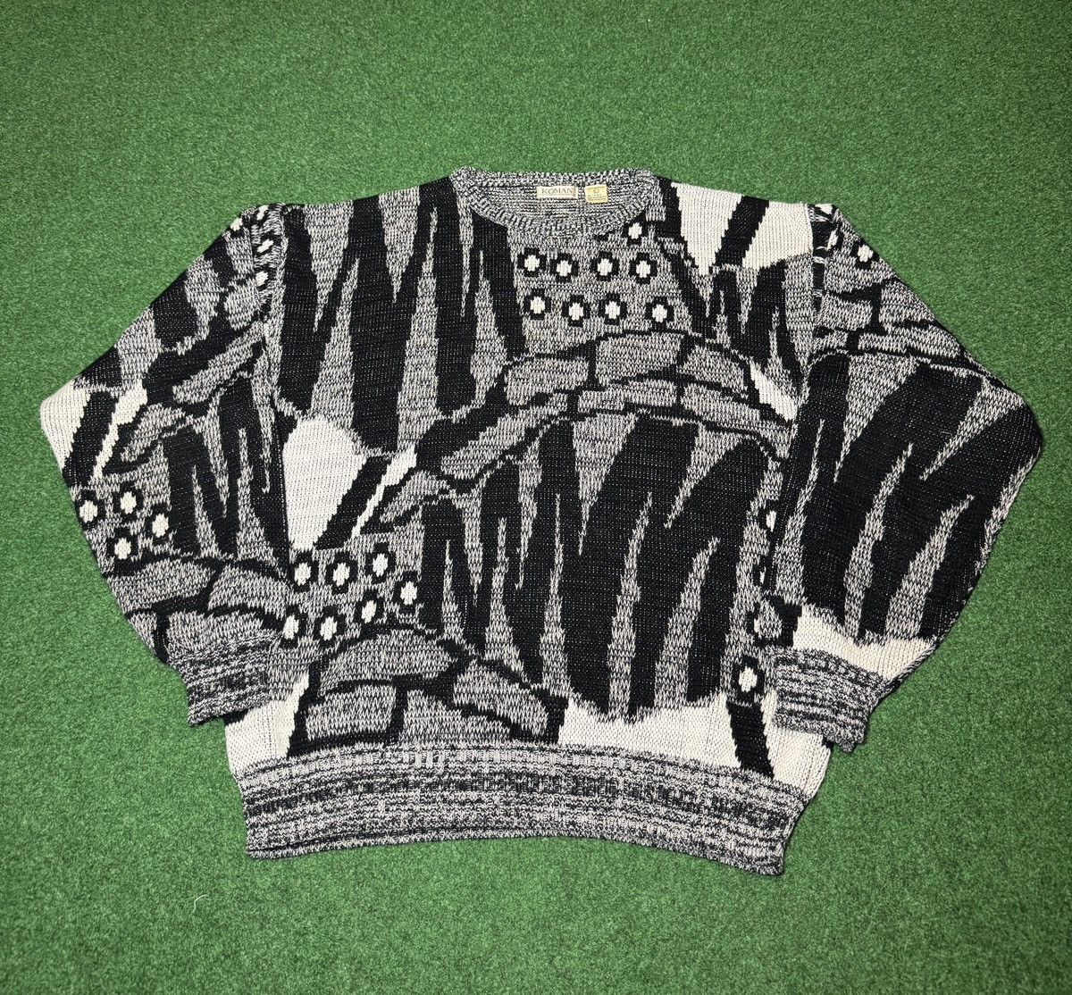 Koman Vintage 80s Abstract Cosby Retro Black White Lrg Sweater Size US L / EU 52-54 / 3 - 1 Thumbnail