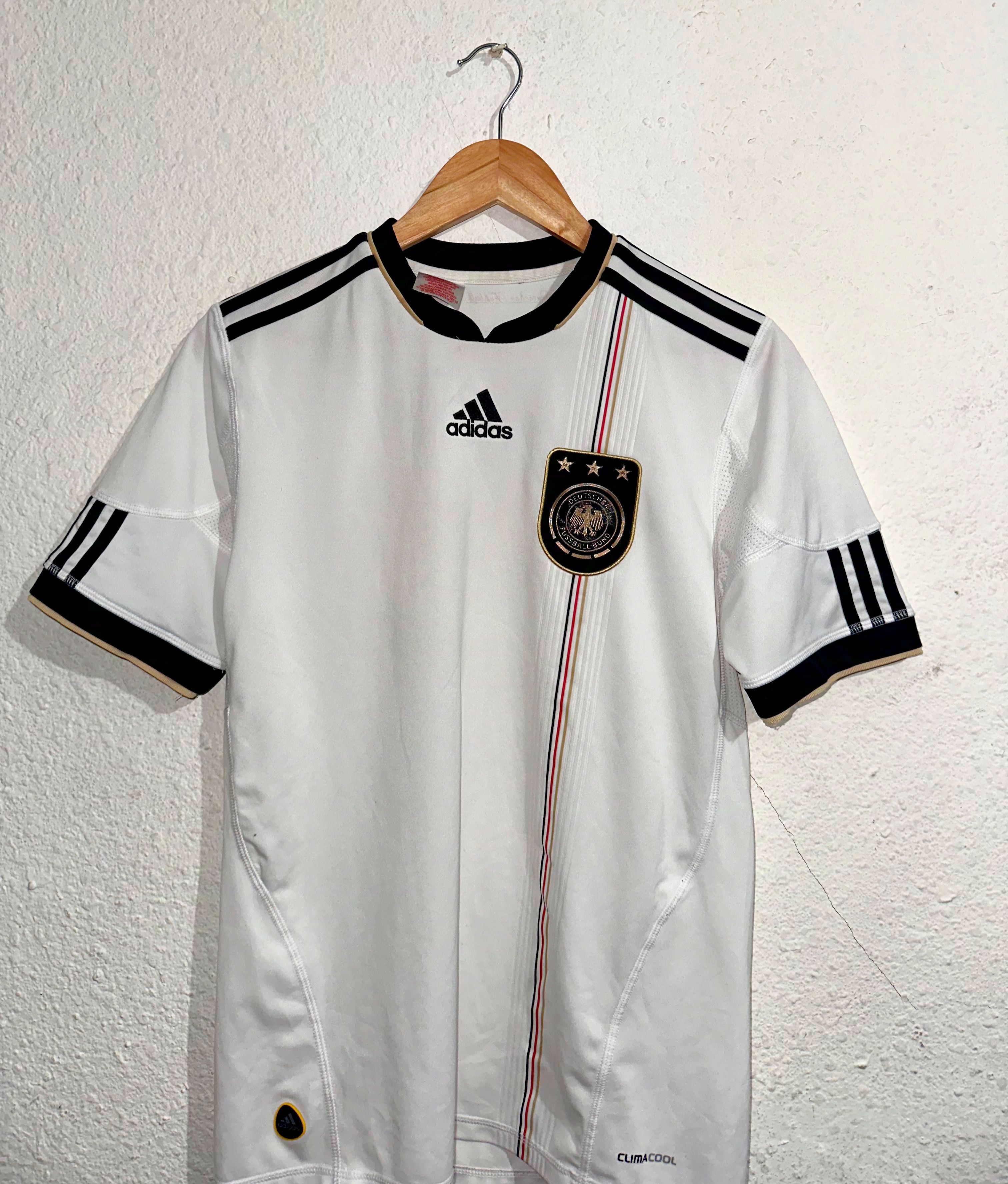 Adidas Germany 2010 Home retro vintage soccer football Shirt XL Size US XL / EU 56 / 4 - 1 Thumbnail