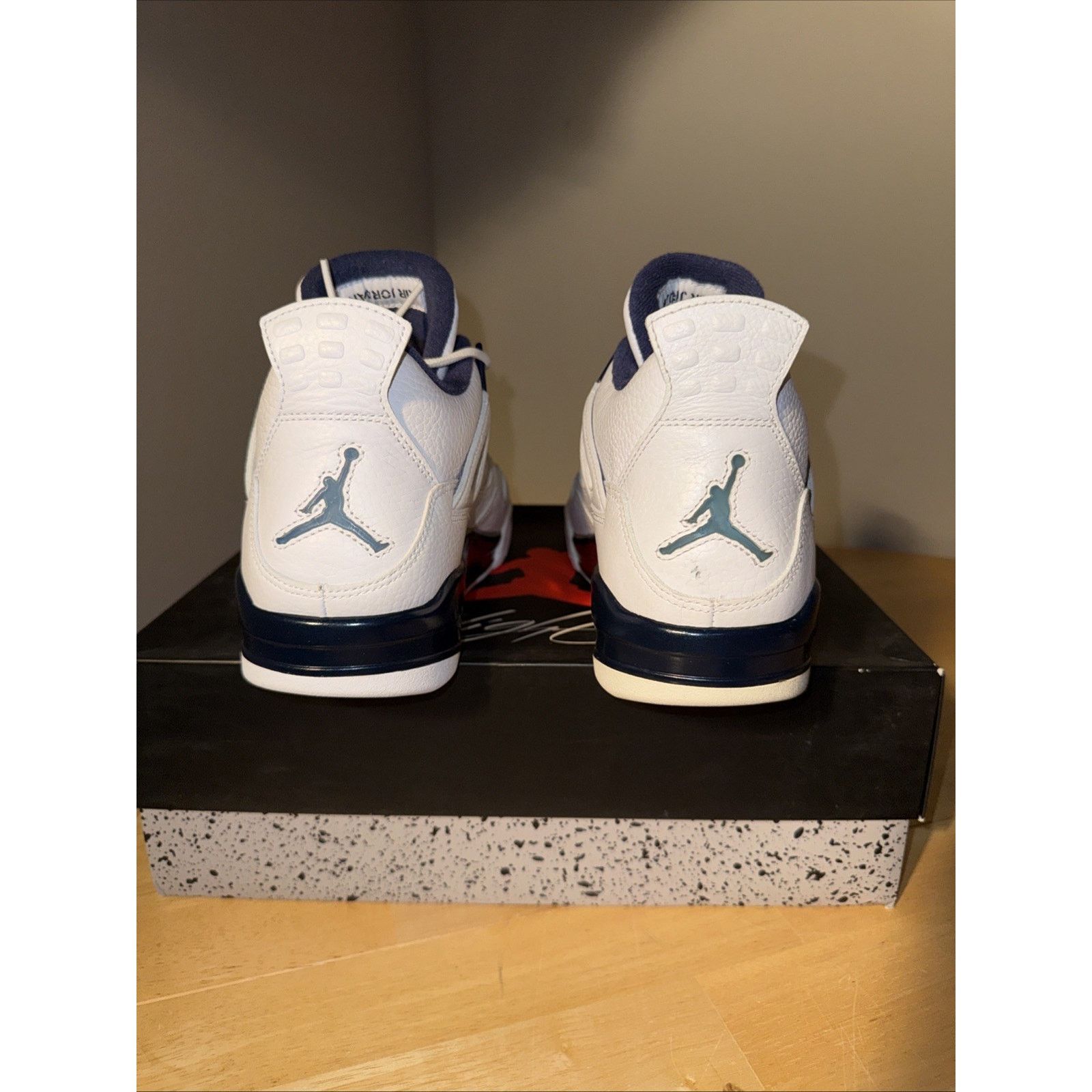 Nike Size 13 - Air Jordan 4 Retro LS Columbia 🔥🔥🔥🔥🔥🔥🔥🔥 Size US 13 / EU 46 - 4 Thumbnail