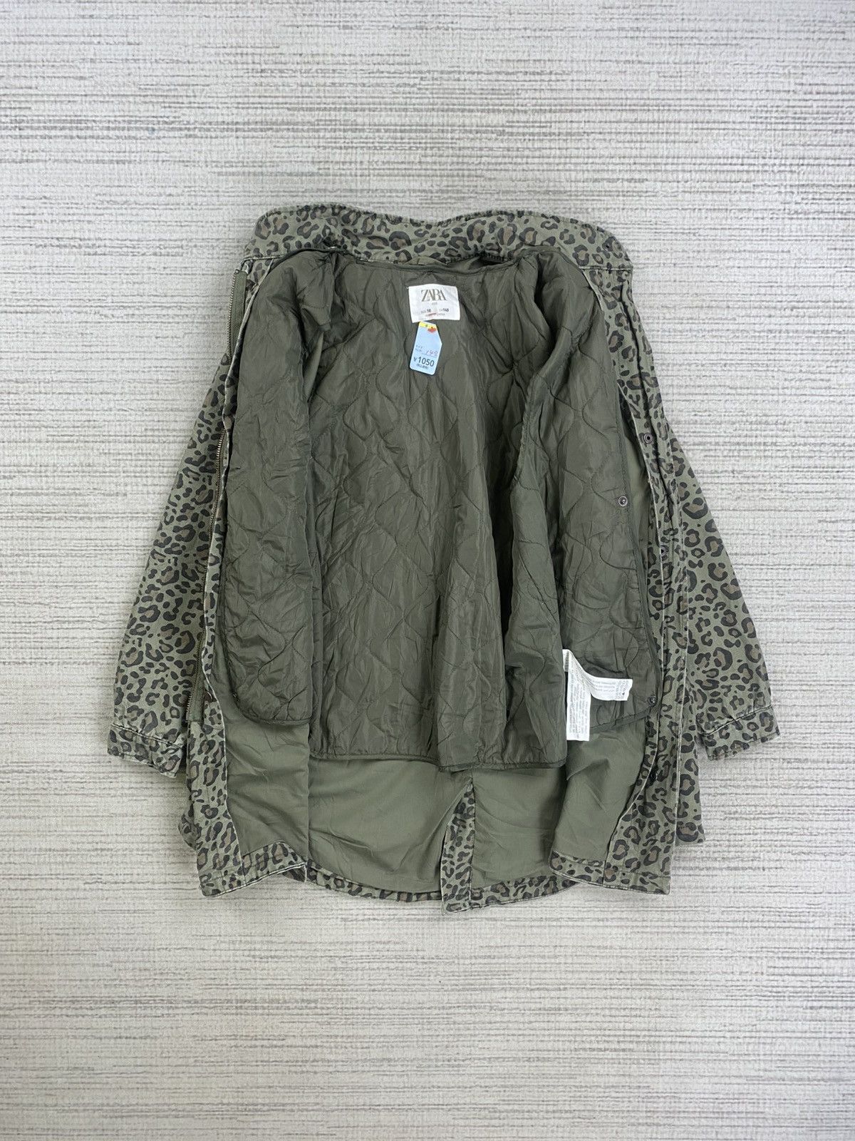 Japanese Brand × Vintage × Zara Vintage Zara Kids Leopard Full Primted Native Jacket Size US S / EU 44-46 / 1 - 7 Thumbnail