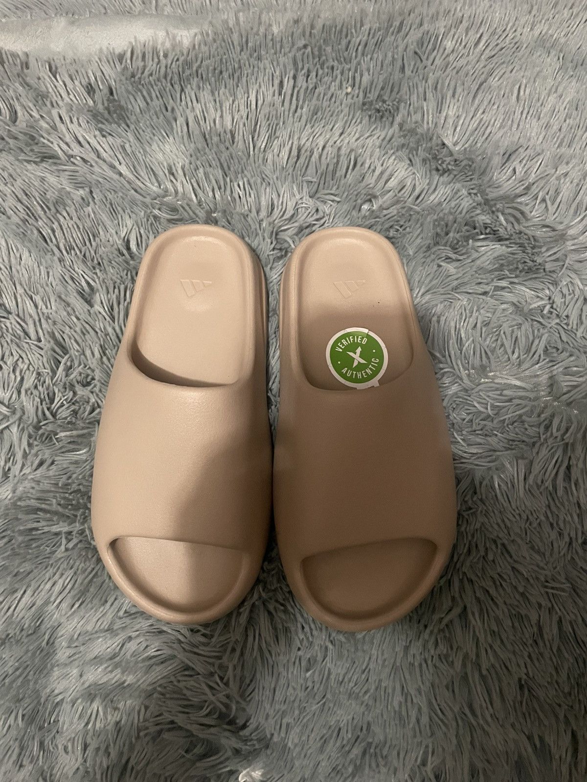 Yeezy Yeezy Slides, Size 8 men Size 6 women Color: Pure. New Size US 8 / IT 38 - 3 Thumbnail