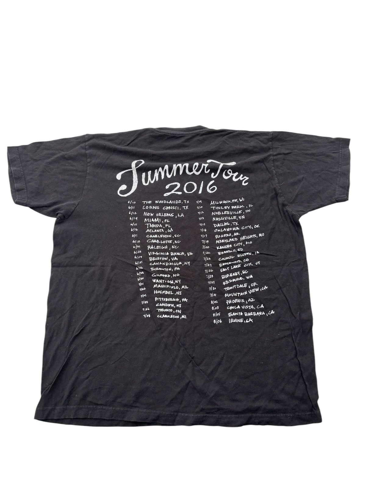 Band Tees Weezer Tour 2016 Tshirt Size US L / EU 52-54 / 3 - 2 Thumbnail