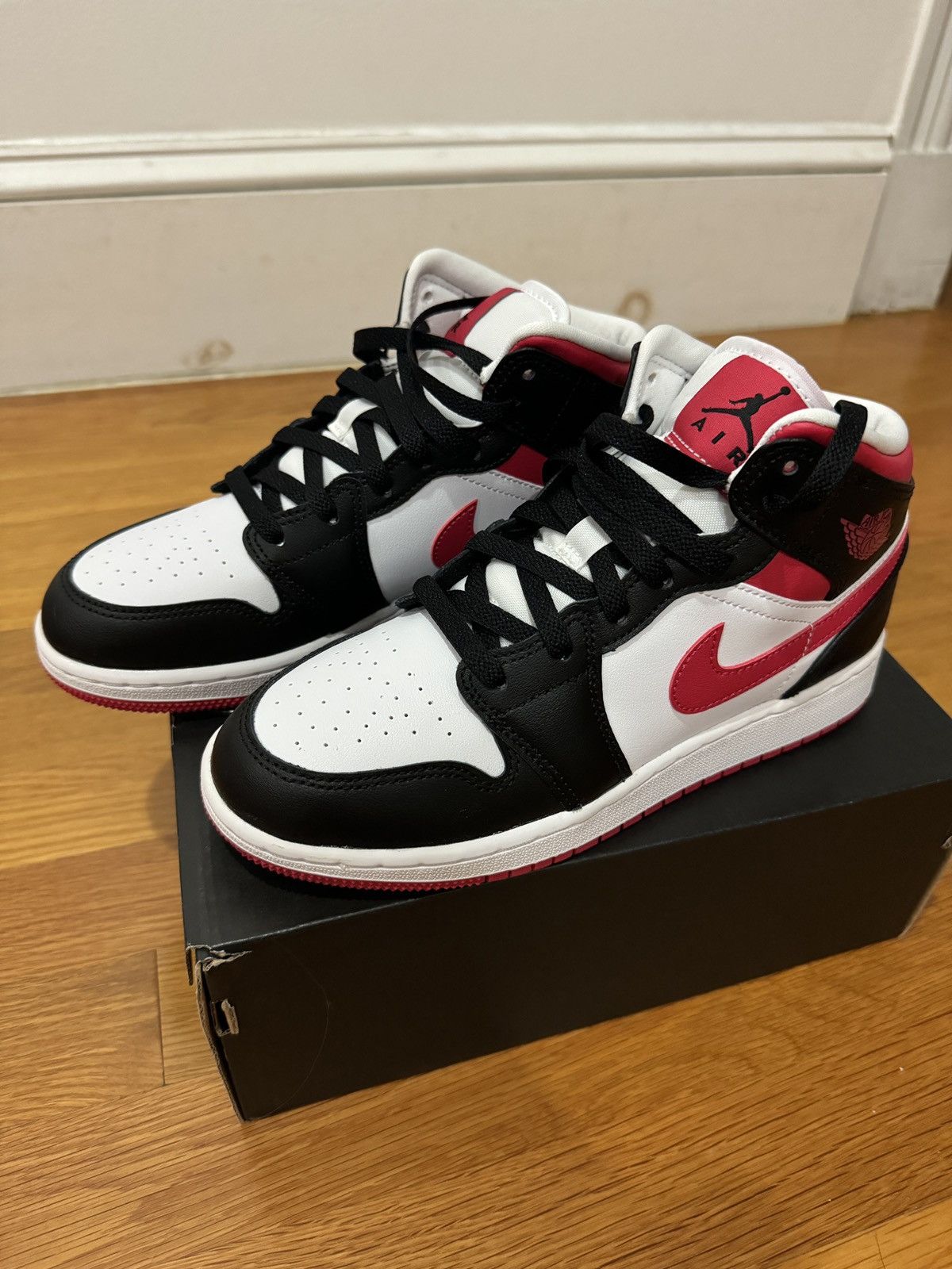 image of Nike Air Jordan 1 Mid (Gs) Shoes in Berry, Women's (Size 6.5)