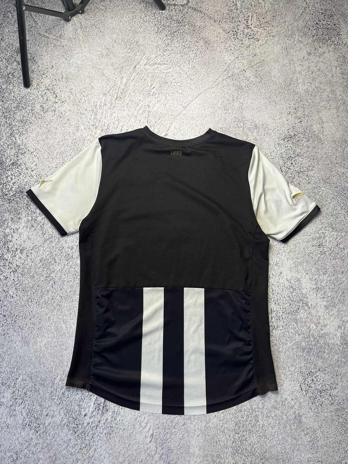 Vintage Puma Newcastle United 2012/13 Home Shirt Jersey Football Size US L / EU 52-54 / 3 - 17 Thumbnail