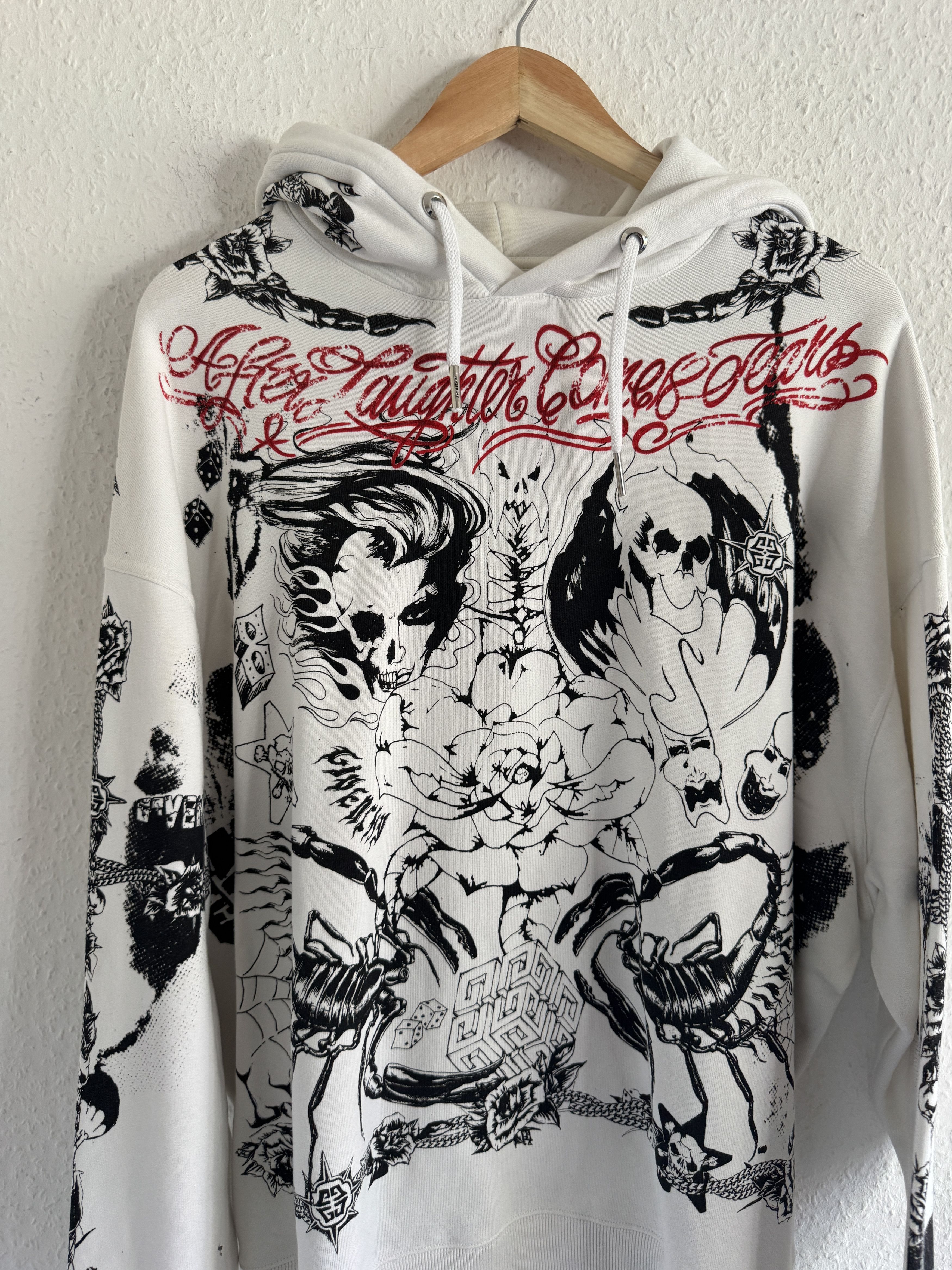Givenchy Givenchy All Over Graphic Hoodie – White Size US S / EU 44-46 / 1 - 9 Thumbnail