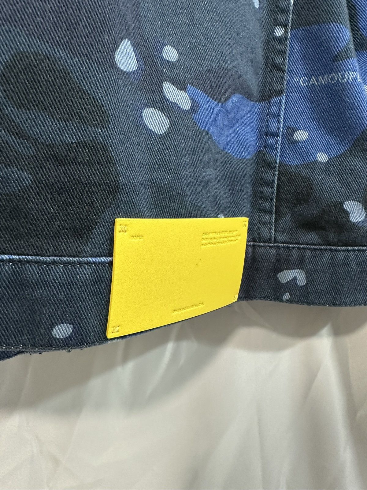 Off-White Off whote camo denim jacket Size US M / EU 48-50 / 2 - 9 Thumbnail