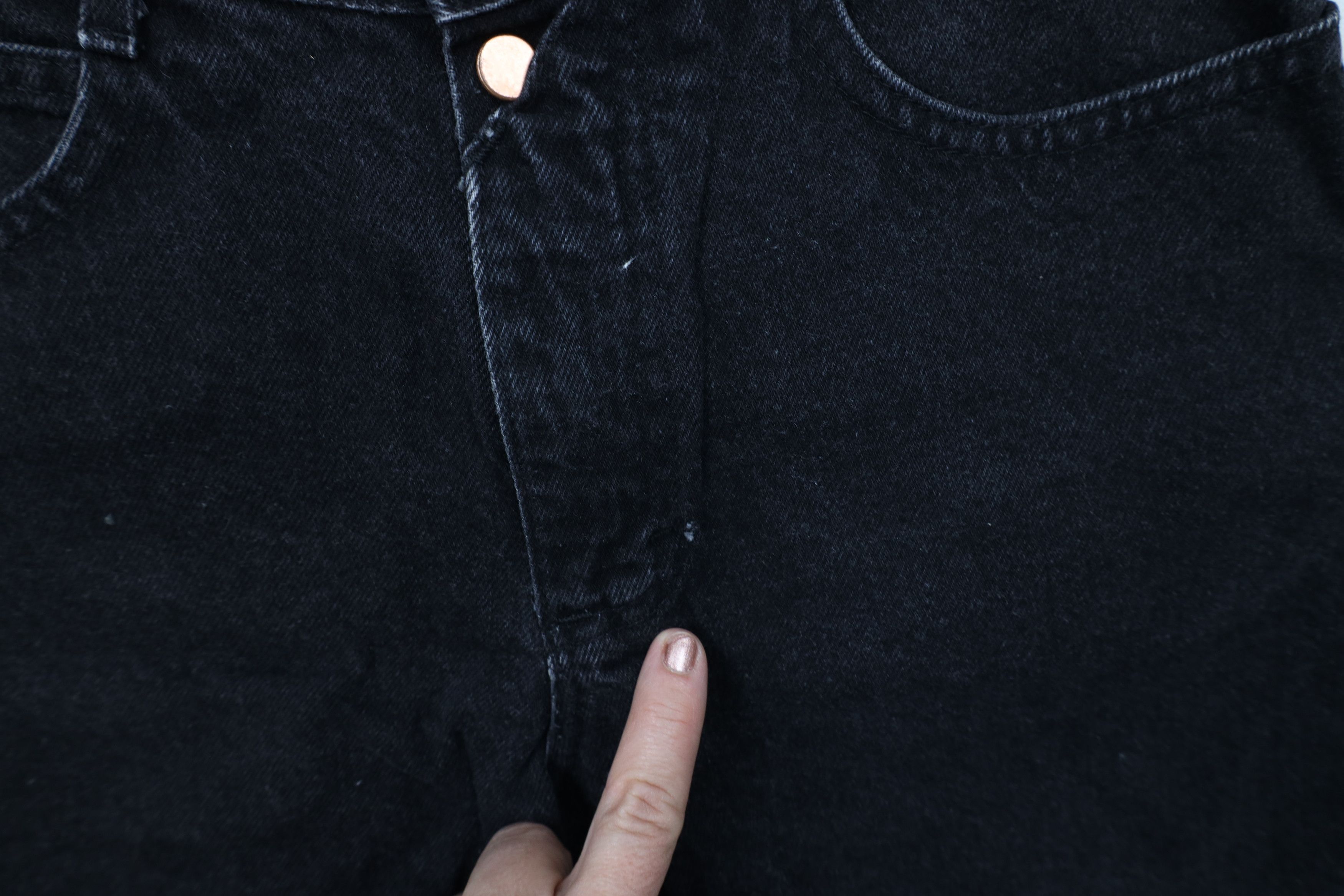 Lee Vintage 90s Lee Denim Jean Shorts Black Cotton USA Size 28" / US 6 / IT 42 - 5 Thumbnail