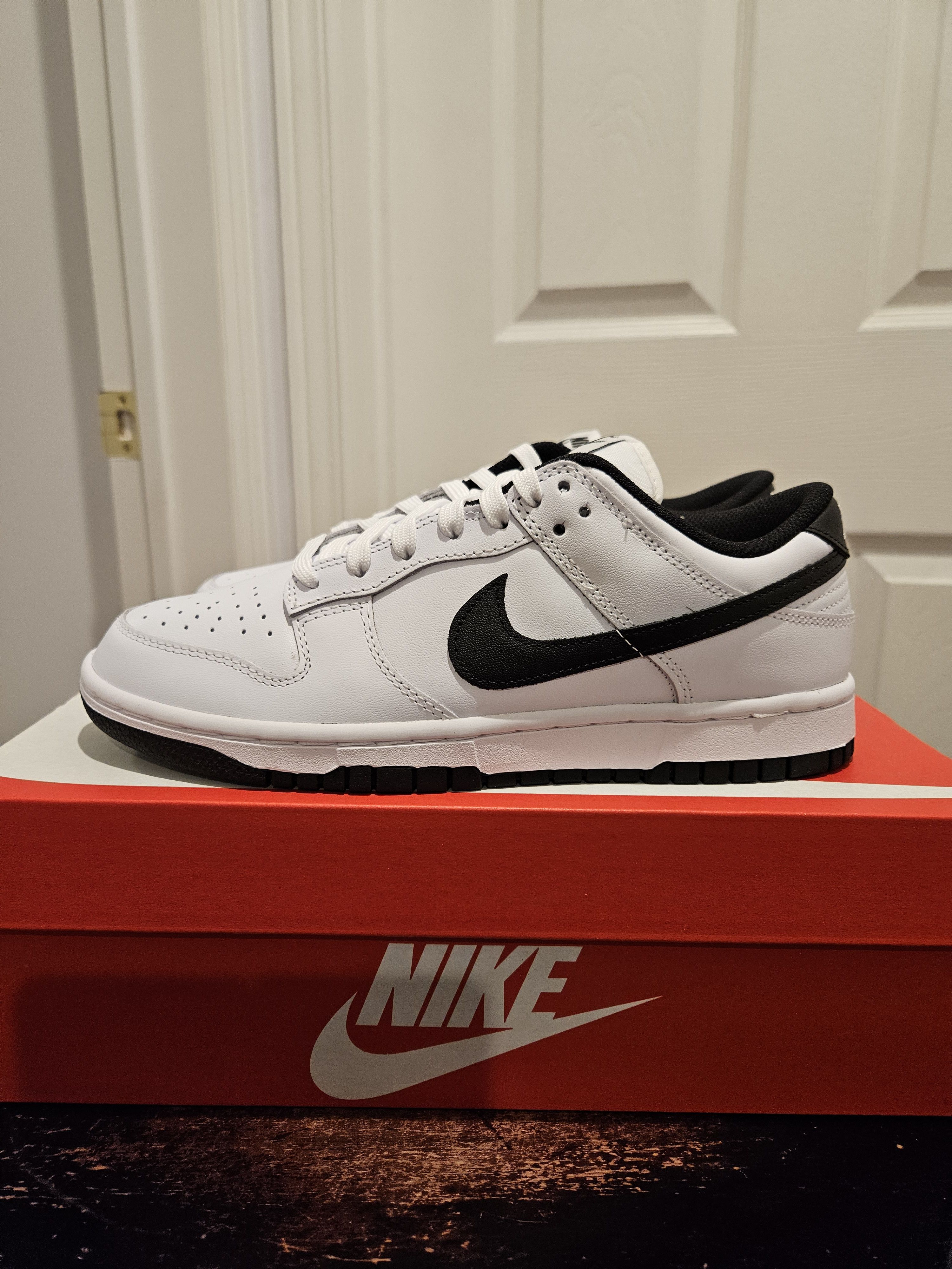 Nike Nike Dunk Low White Black (2022) Size US 9 / IT 39 - 2 Thumbnail