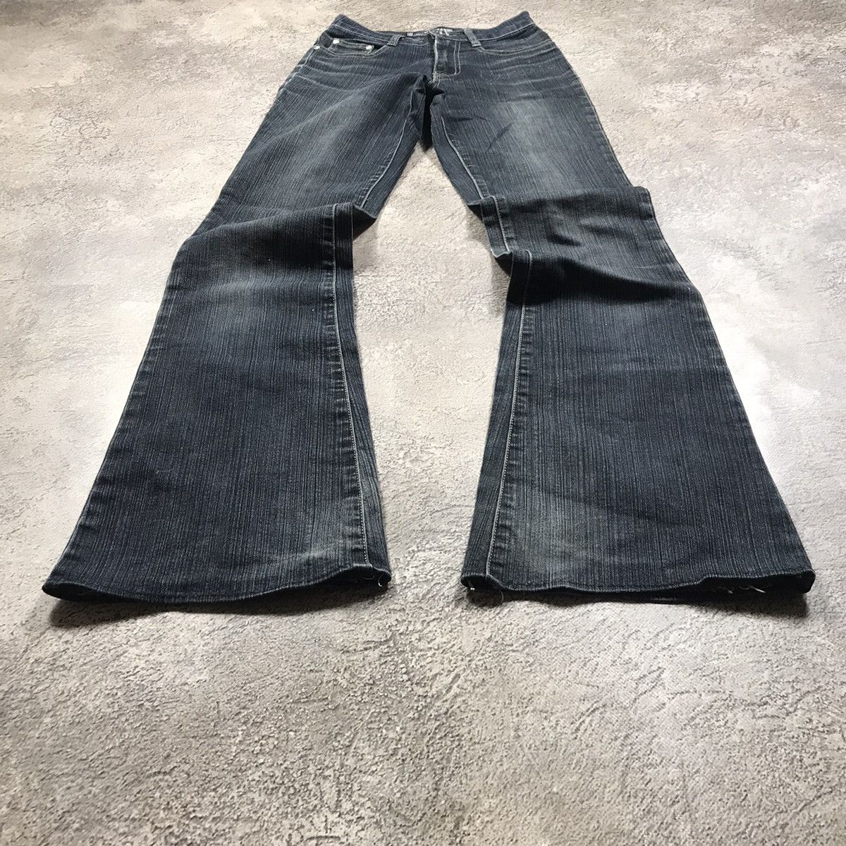 Vintage Vintage 90s Distressed Flared Jeans Low Rise Grunge Y2K 26 Size 26" / US 2 / IT 38 - 1 Thumbnail