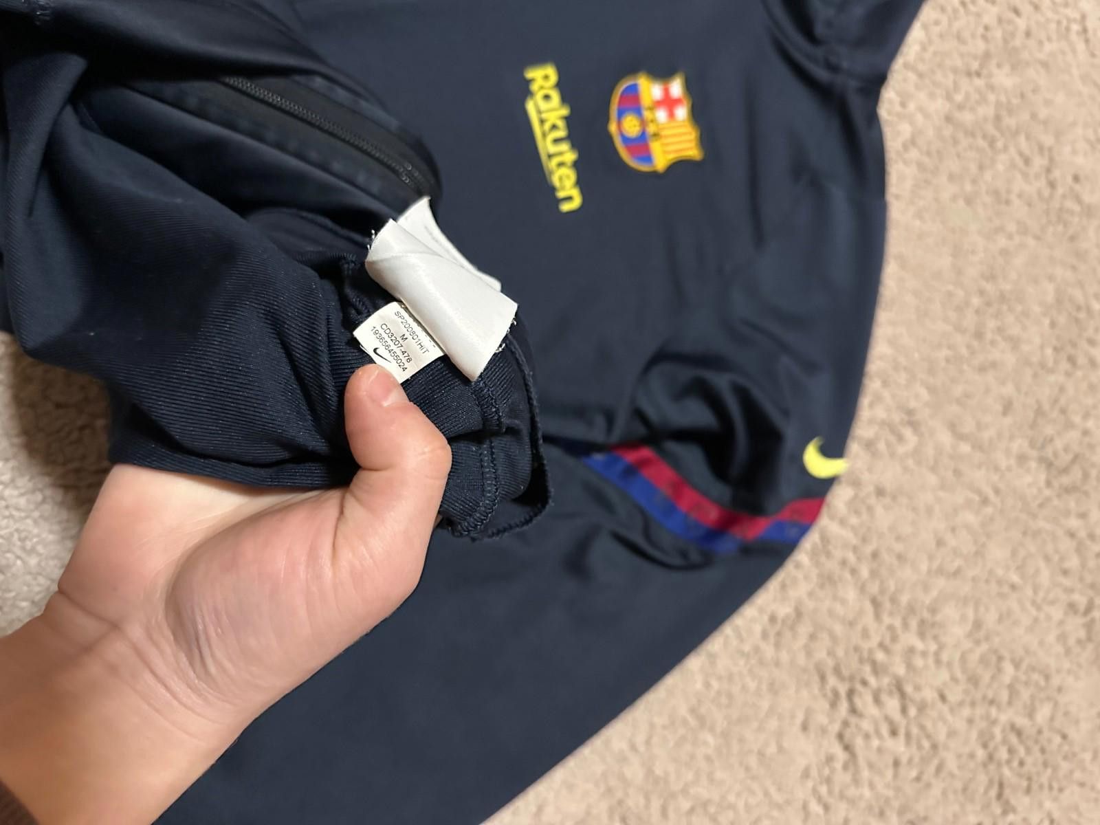 Nike 2020-21 Barcelona Nike Football Track Jacket Sz M Size US M / EU 48-50 / 2 - 7 Thumbnail