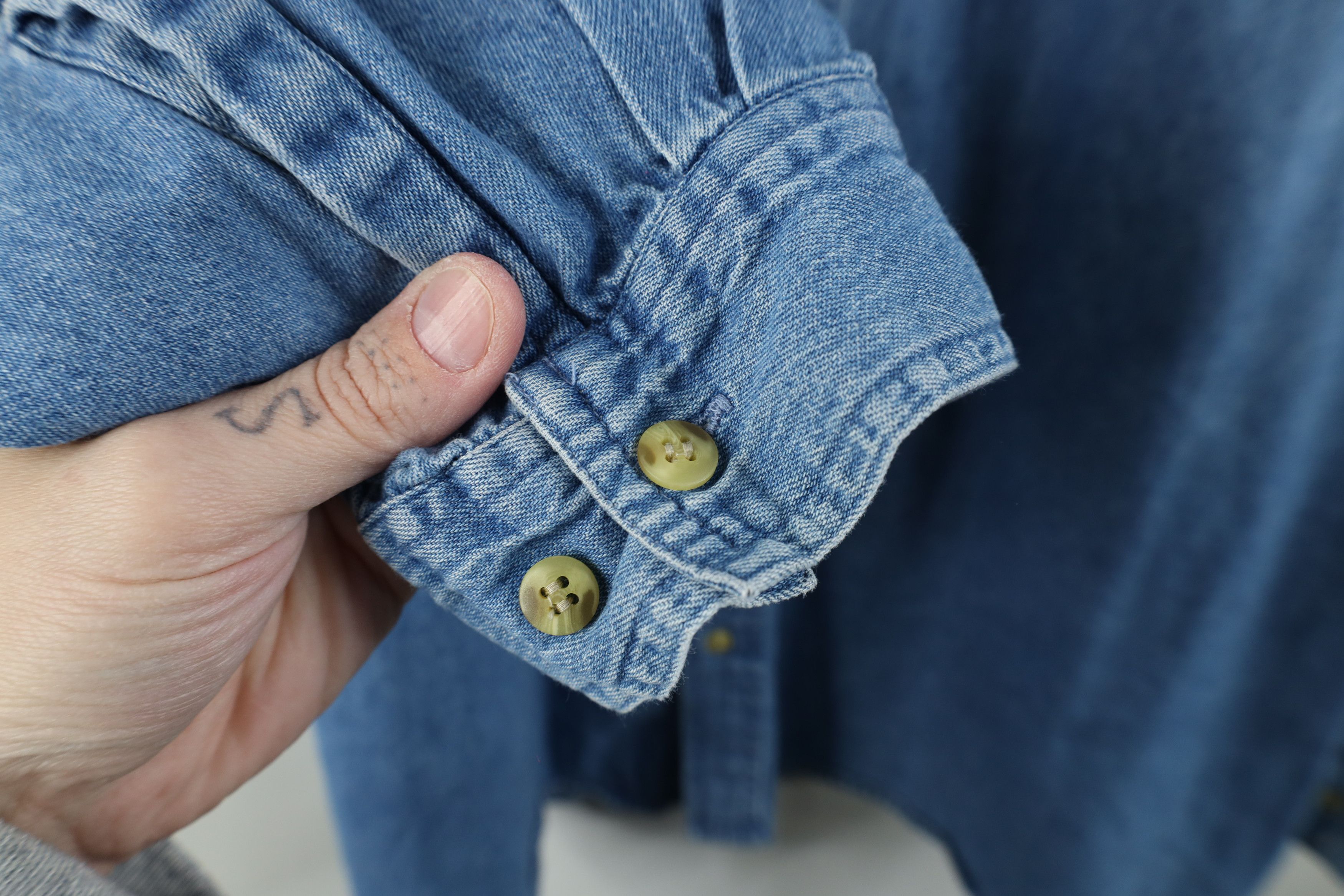 Vintage Vintage 90s Y2K Streetwear Denim Jean Collared Button Shirt Size US XXL / EU 58 / 5 - 8 Thumbnail