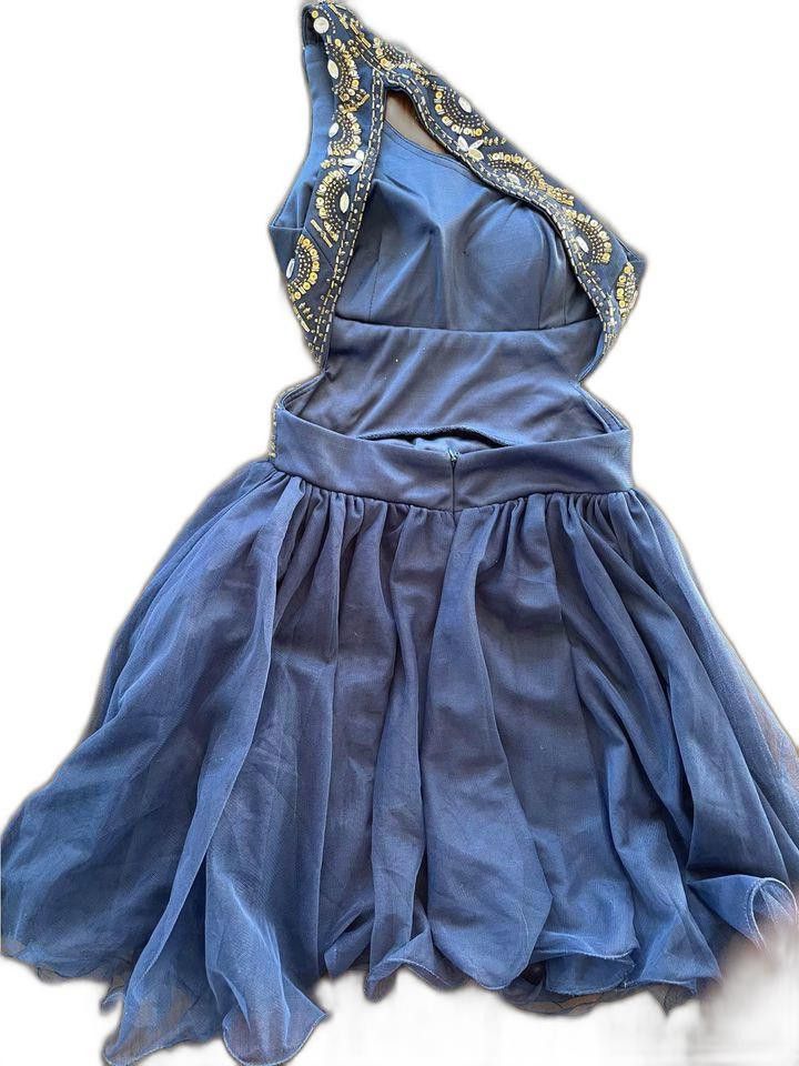 Designer Juniors Sz. 1 Blondie Nights Formal Dress Size M / US 6-8 / IT 42-44 - 2 Thumbnail