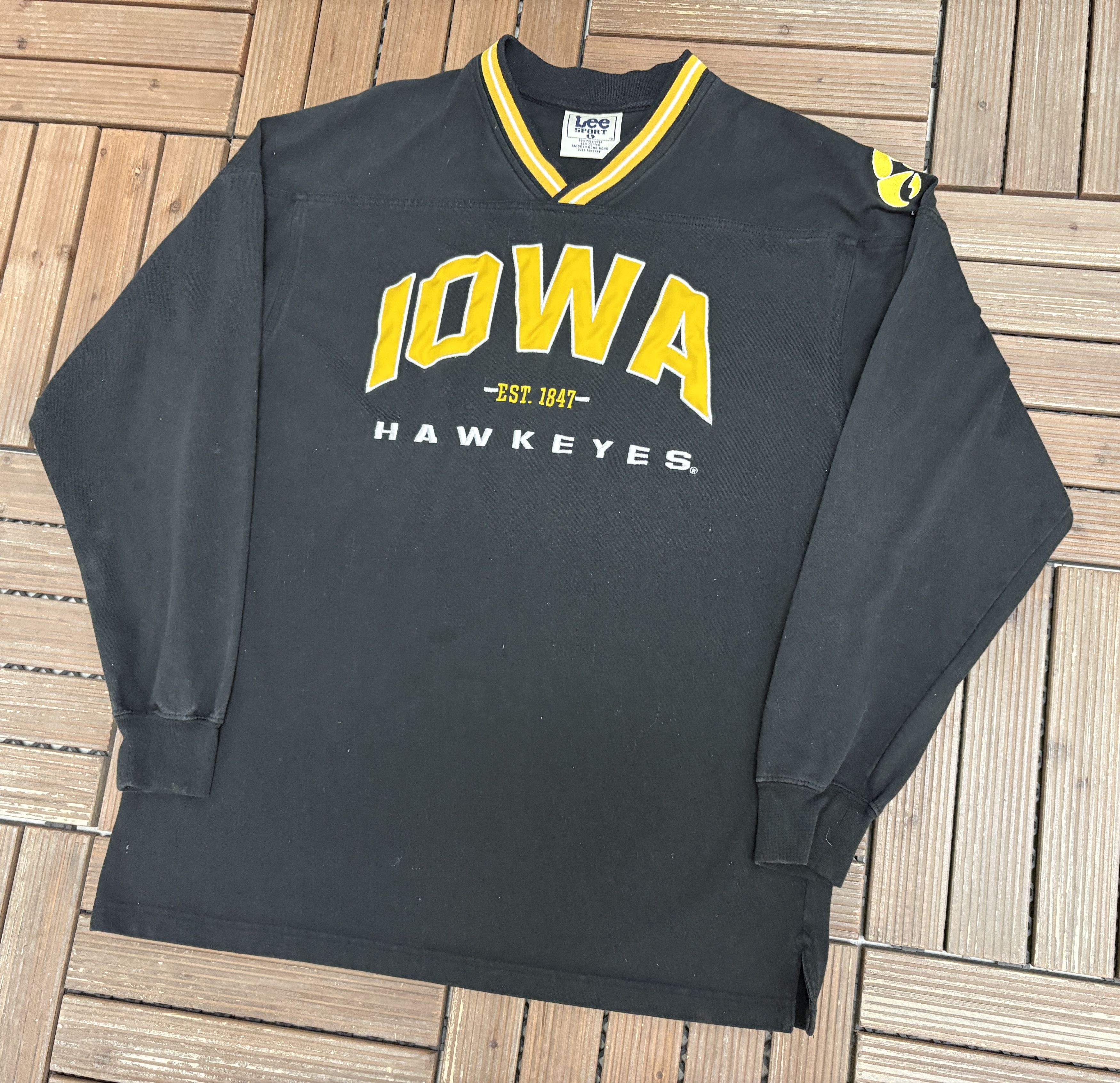 Vintage Iowa Hawkeyes Stitched Vintage Black Sweater Size US L / EU 52-54 / 3 - 3 Thumbnail