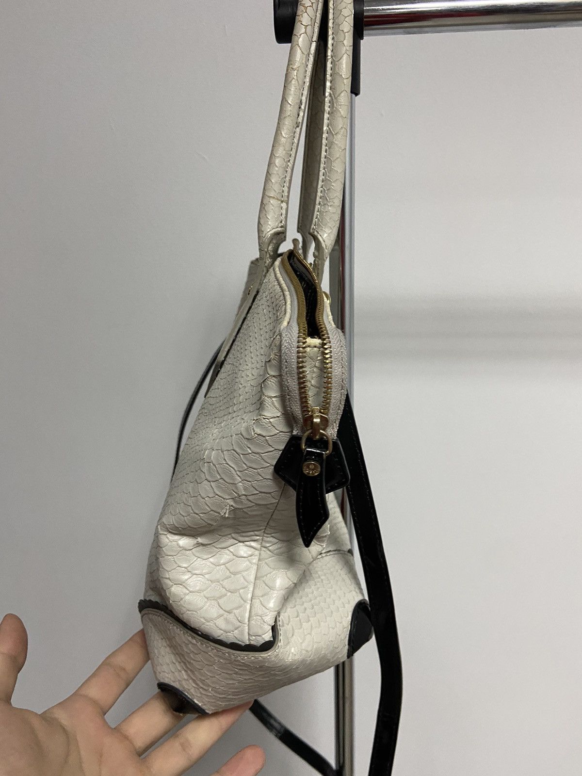 Vintage × Vivienne Westwood Vivienne Westwood python 🐍 big Logo Vintage Bag Luxury Size ONE SIZE - 5 Thumbnail