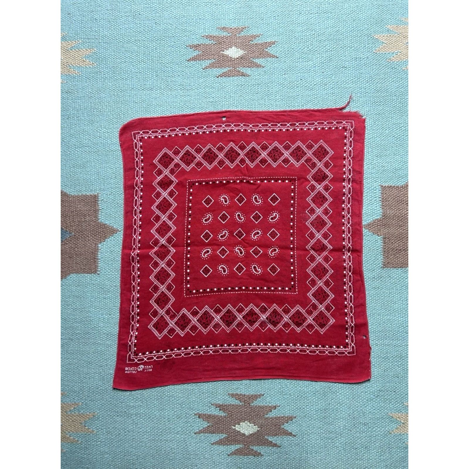 Vintage VINTAGE elephant bandana shirt? trunk up worn soft cotton red selvedge 1950s Hanes Mens Size ONE SIZE - 7 Thumbnail