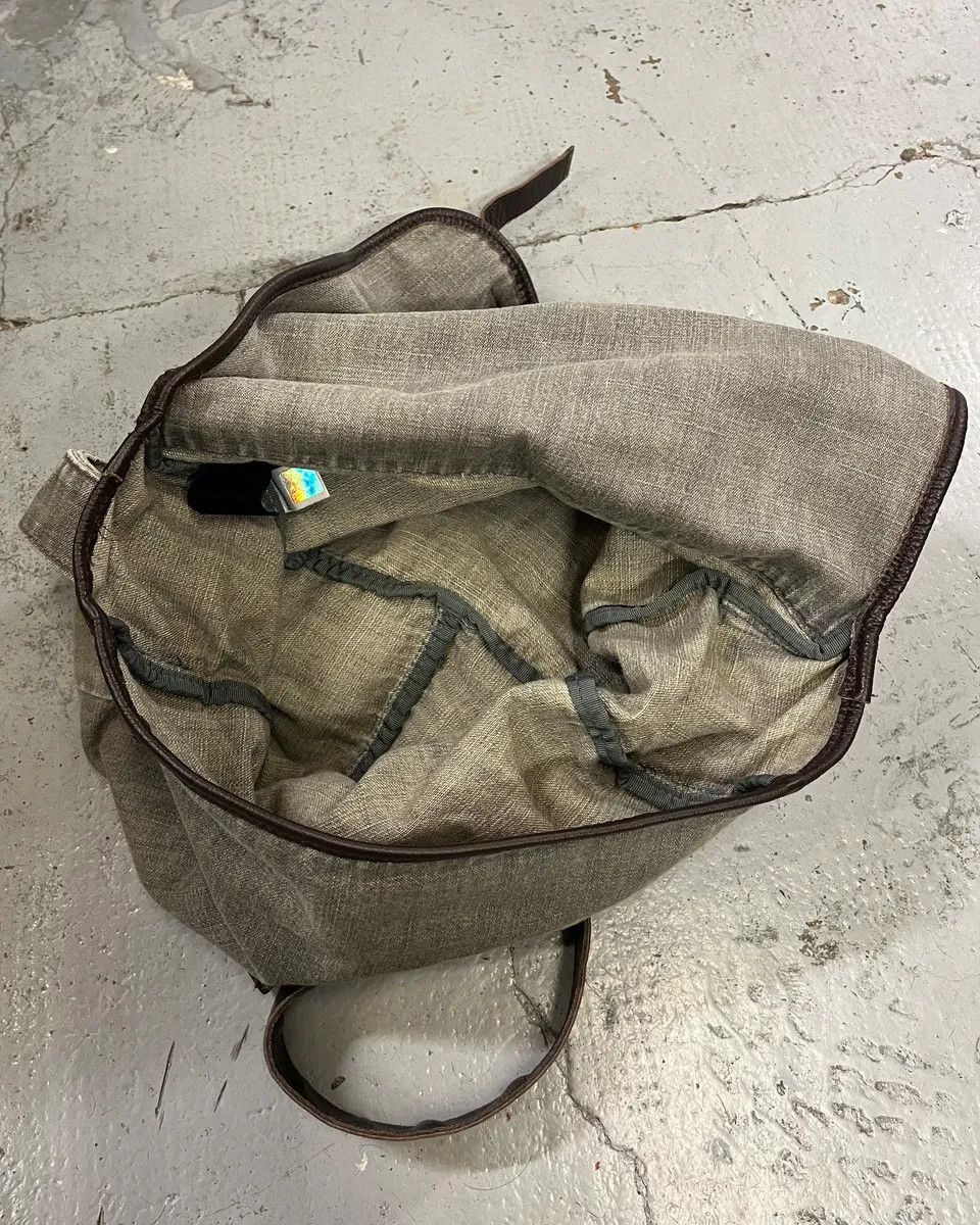 Dolce & Gabbana 2000s Dolce & Gabbana Grey Denim Strap Messenger Bag Size ONE SIZE - 9 Thumbnail